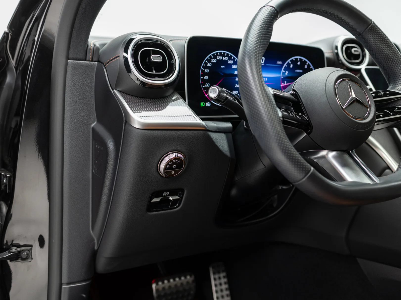 Mercedes-Benz GLC Coupe GLC 260 4MATIC Coupe II (C254), 2025 — экстерьер, фото 14