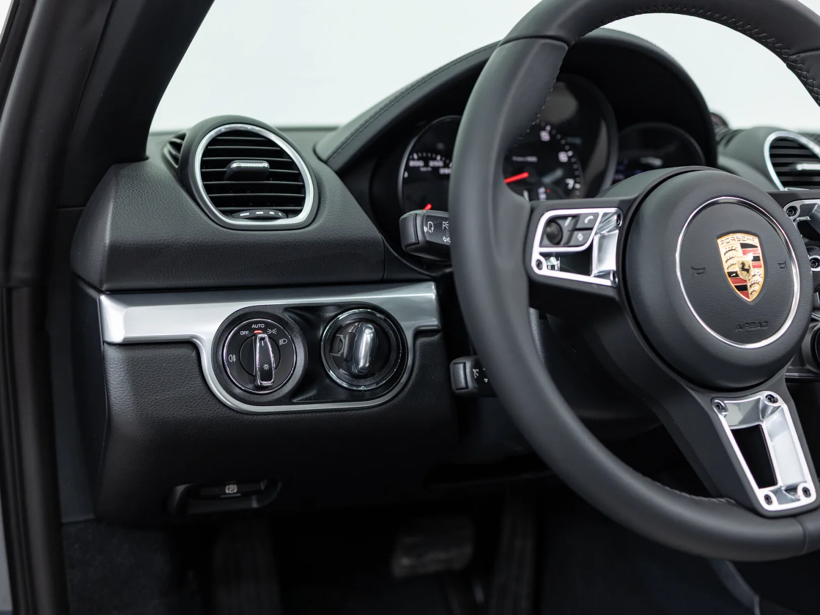 Porsche Boxster 718 Boxster IV 718 (982), 2025 — экстерьер, фото 18
