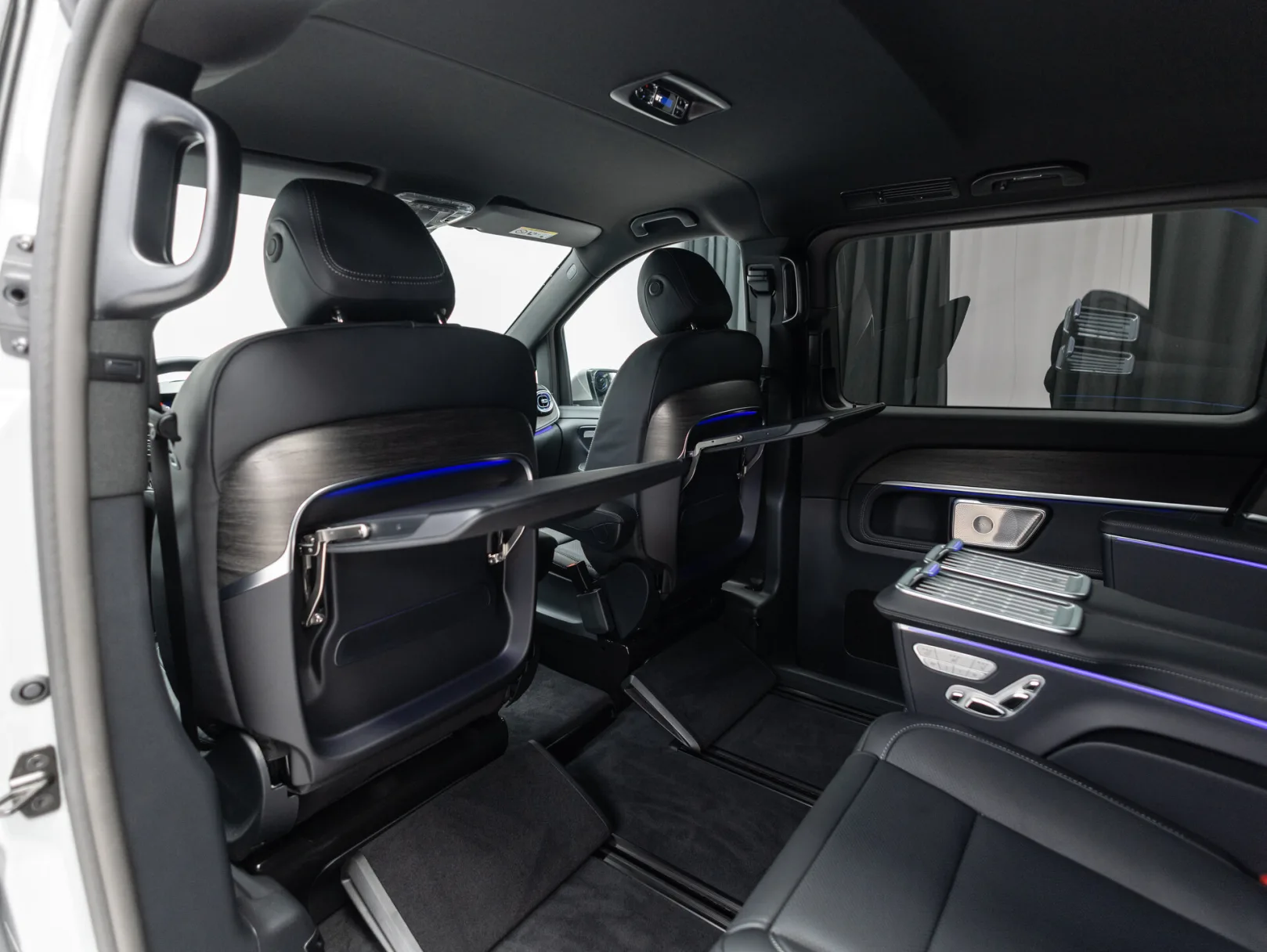 Mercedes-Benz V-Класс Exclusive III (W447) Рестайлинг 2, 2026 — экстерьер, фото 30