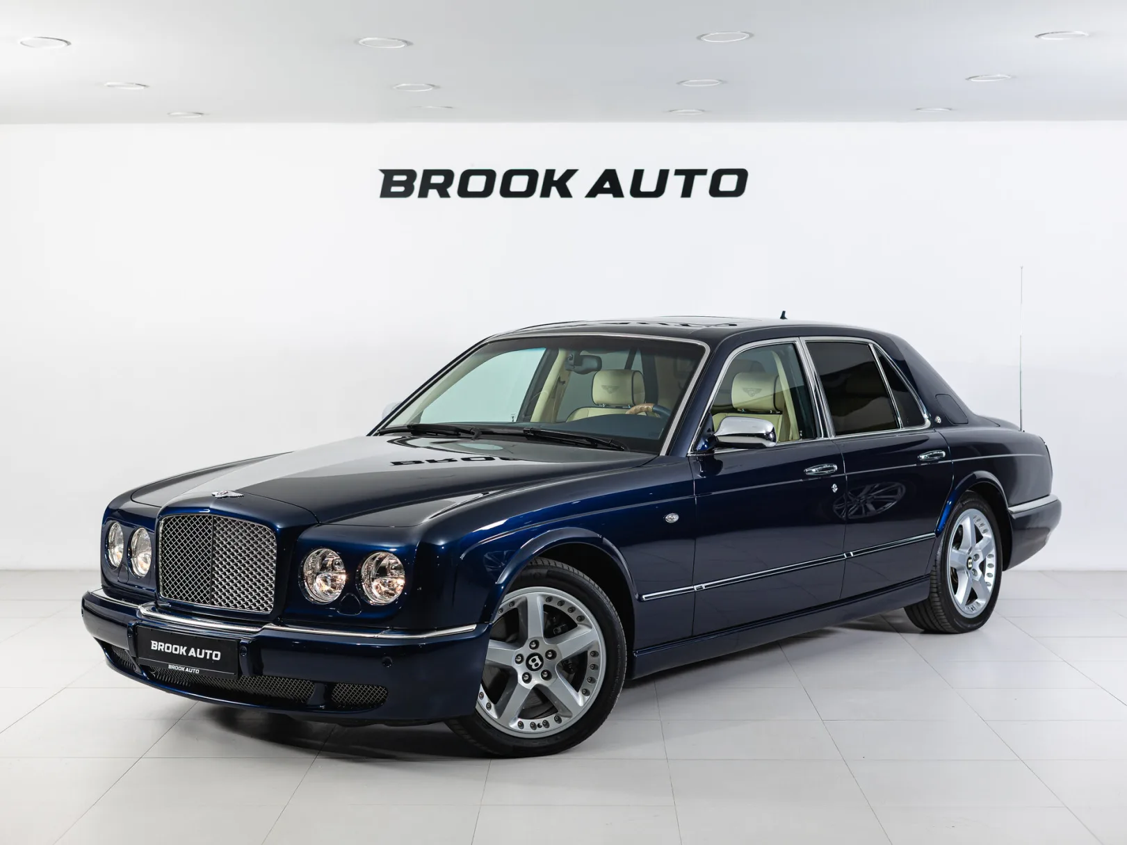 Bentley Arnage I Рестайлинг, 2005 — экстерьер, фото 1