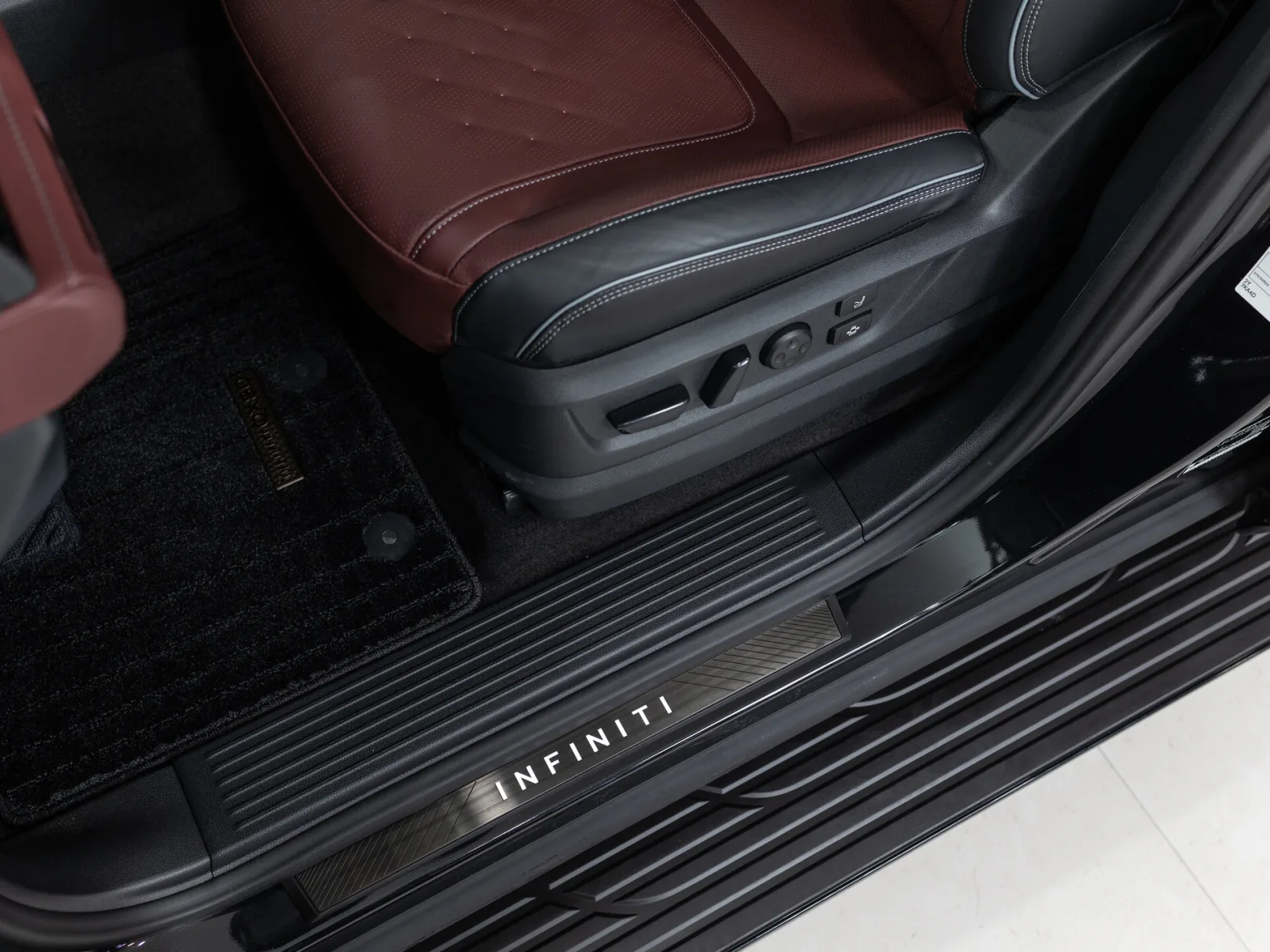 Infiniti QX80 Autograph II, 2026 — экстерьер, фото 13