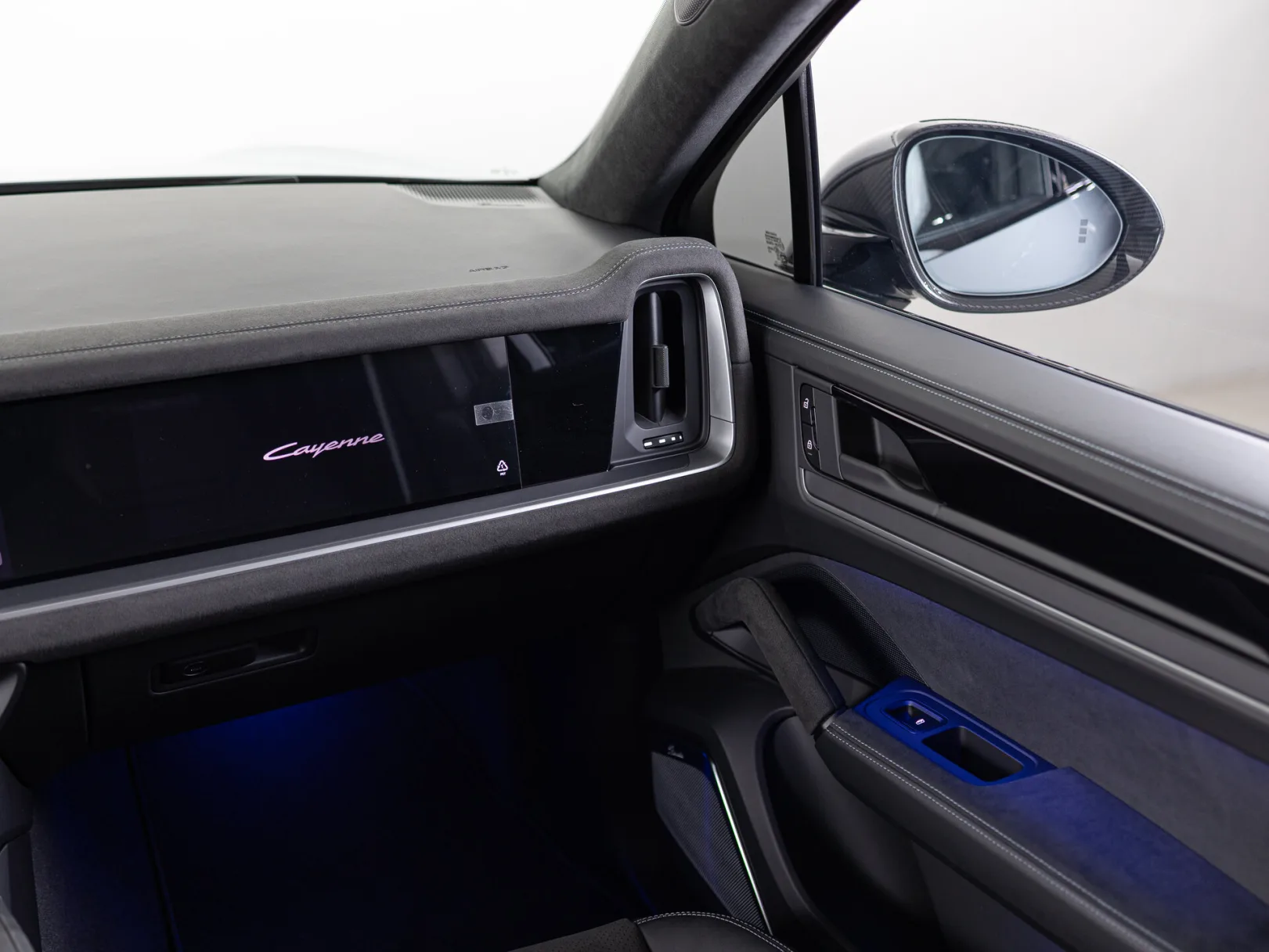 Porsche Cayenne Turbo GT III Рестайлинг, 2025 — экстерьер, фото 19