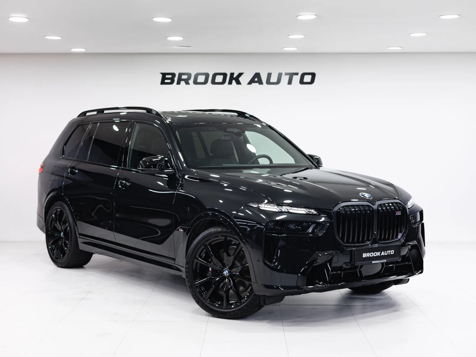 BMW X7 M60i xDrive Sport Pro I (G07) Рестайлинг, 2025 — экстерьер, фото 3