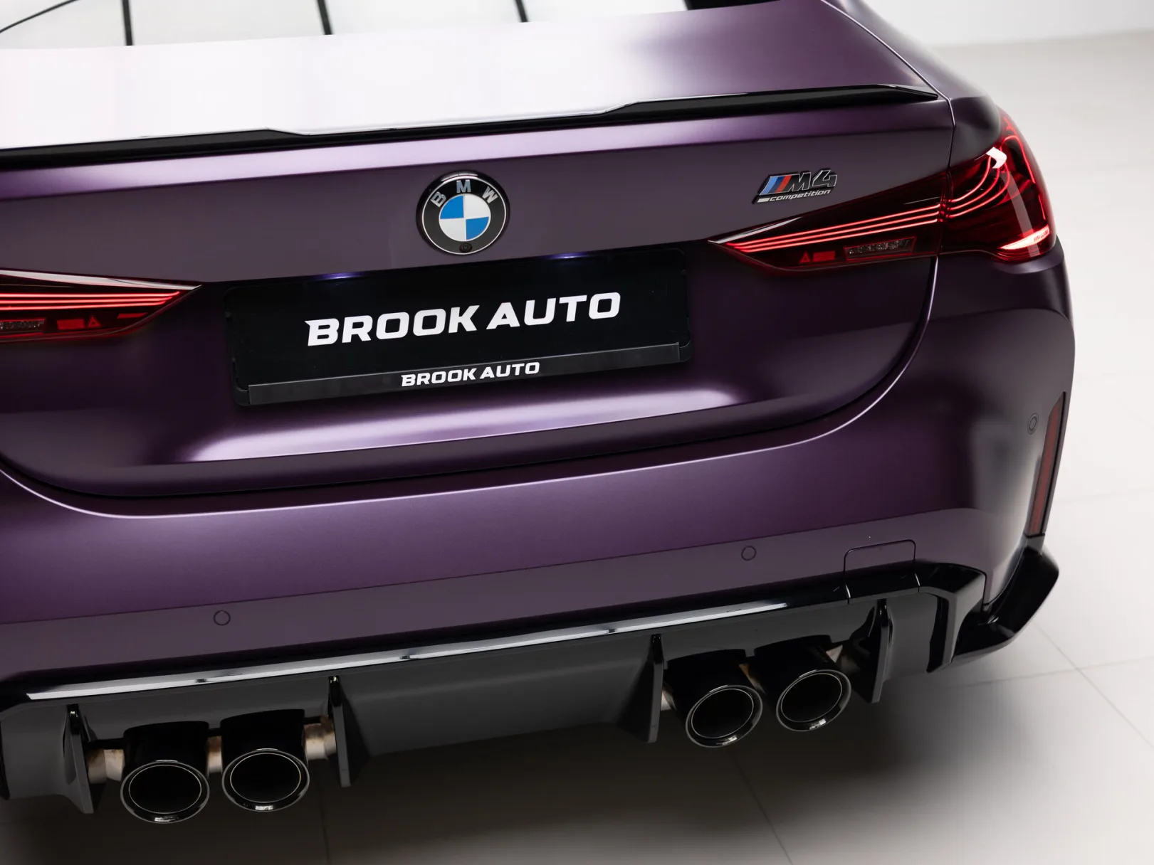 BMW M4 Competition xDrive G82/G83 Рестайлинг, 2025 — экстерьер, фото 33