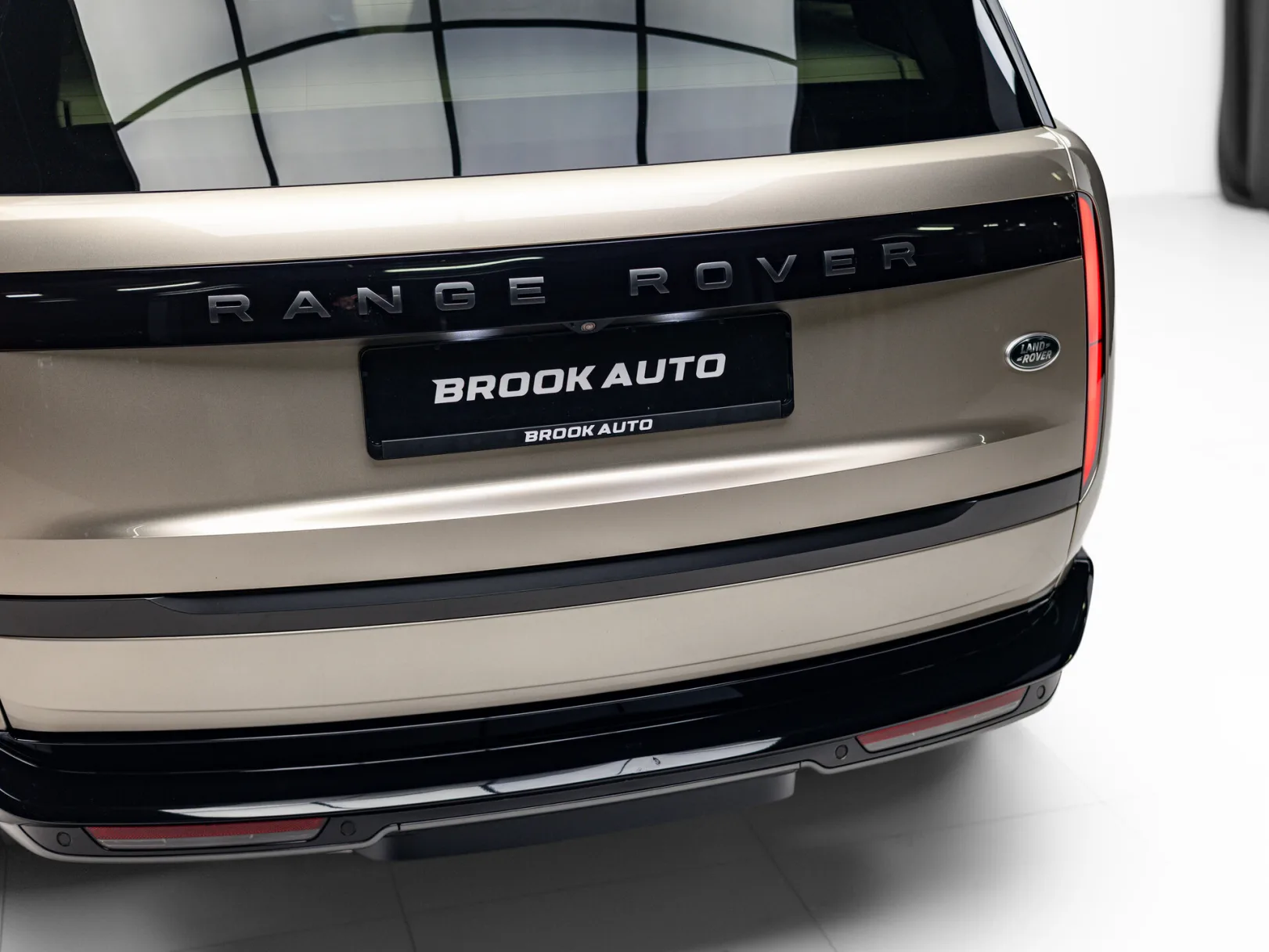 Land Rover Range Rover First Edition V, 2023 — экстерьер, фото 39