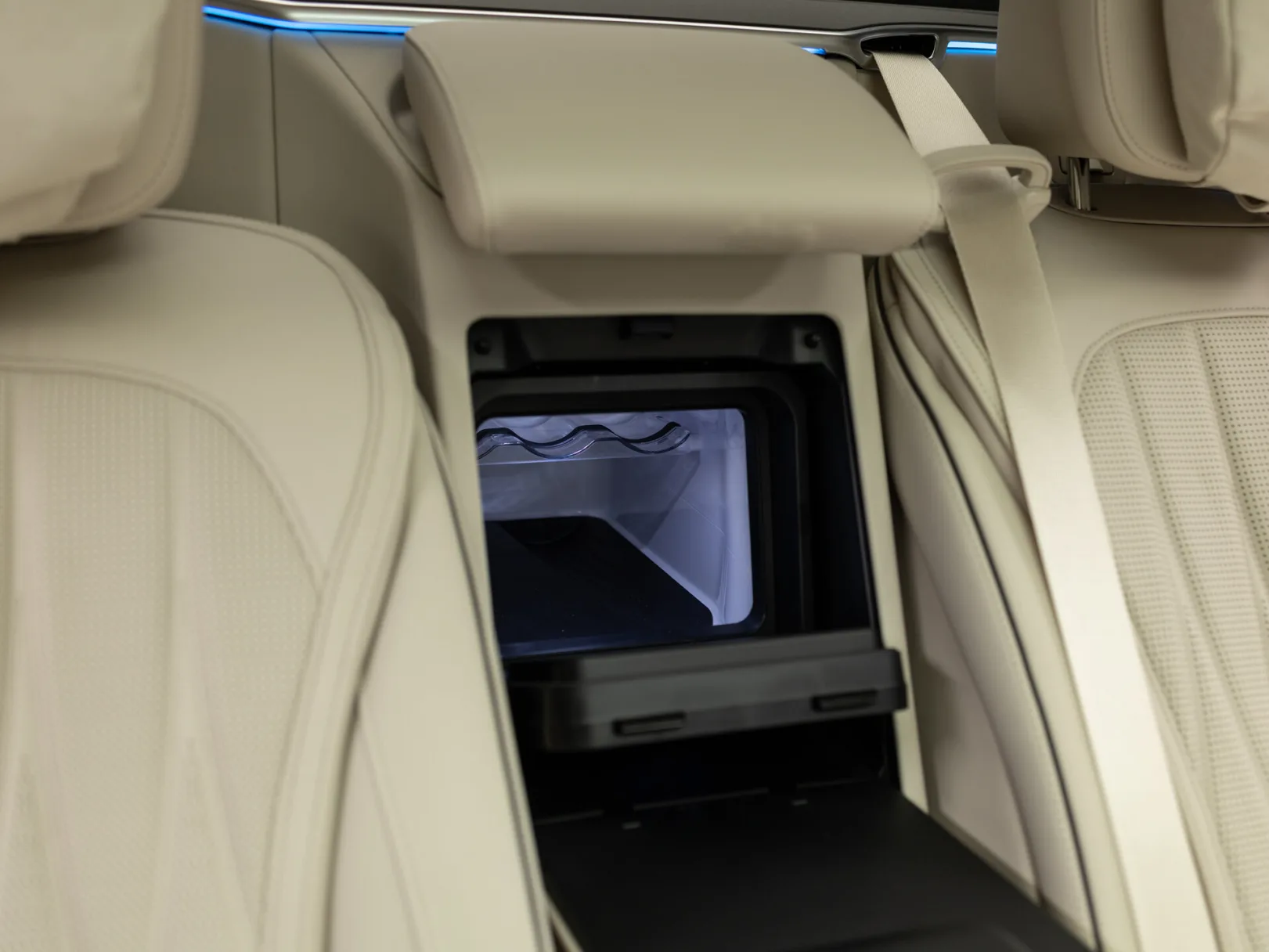 Mercedes-Benz S-Класс AMG S 63 IV (W223), 2024 — экстерьер, фото 27