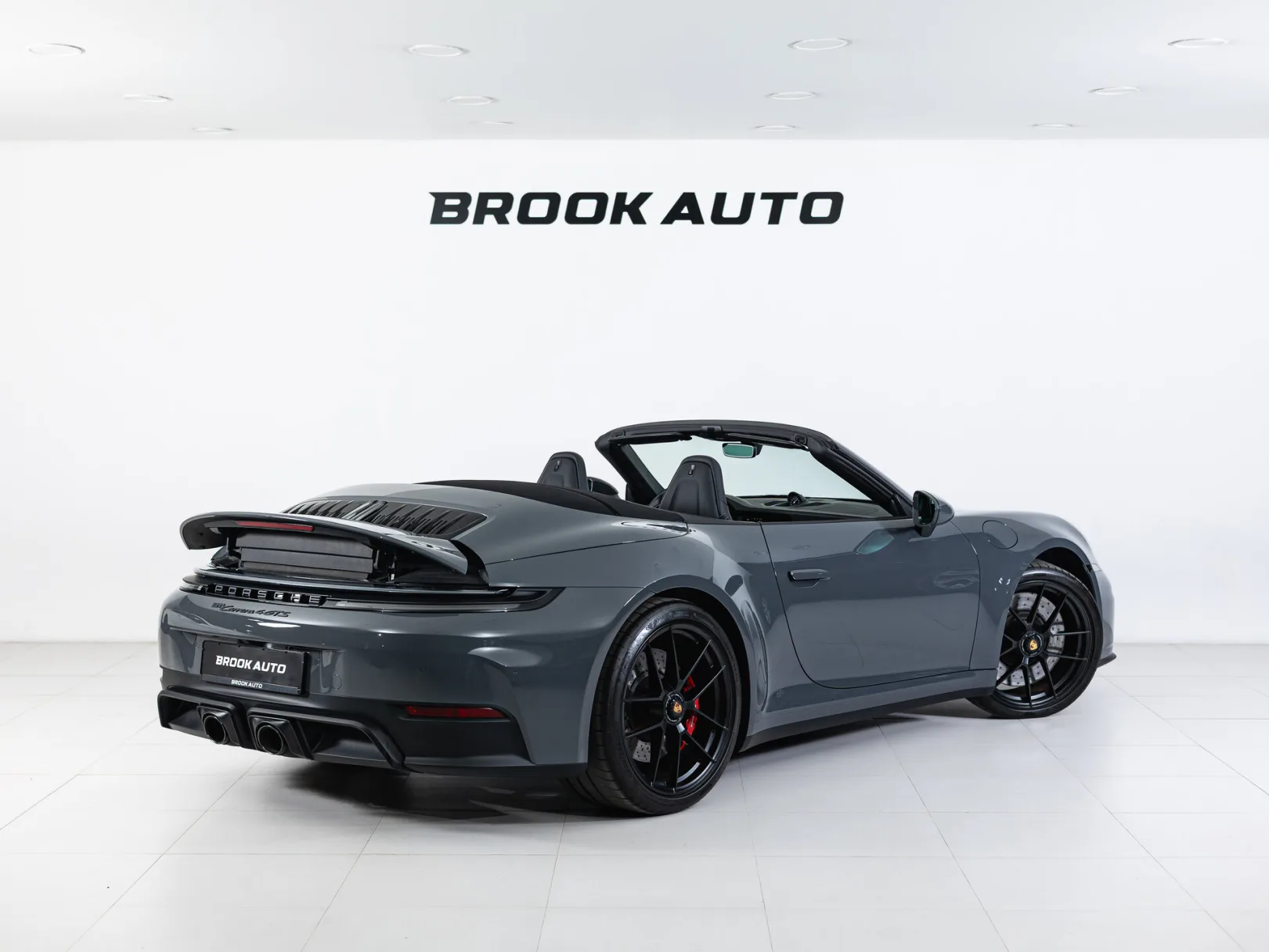 Porsche 911 Carrera 4 GTS VIII (992) Рестайлинг, 2025 — экстерьер, фото 11