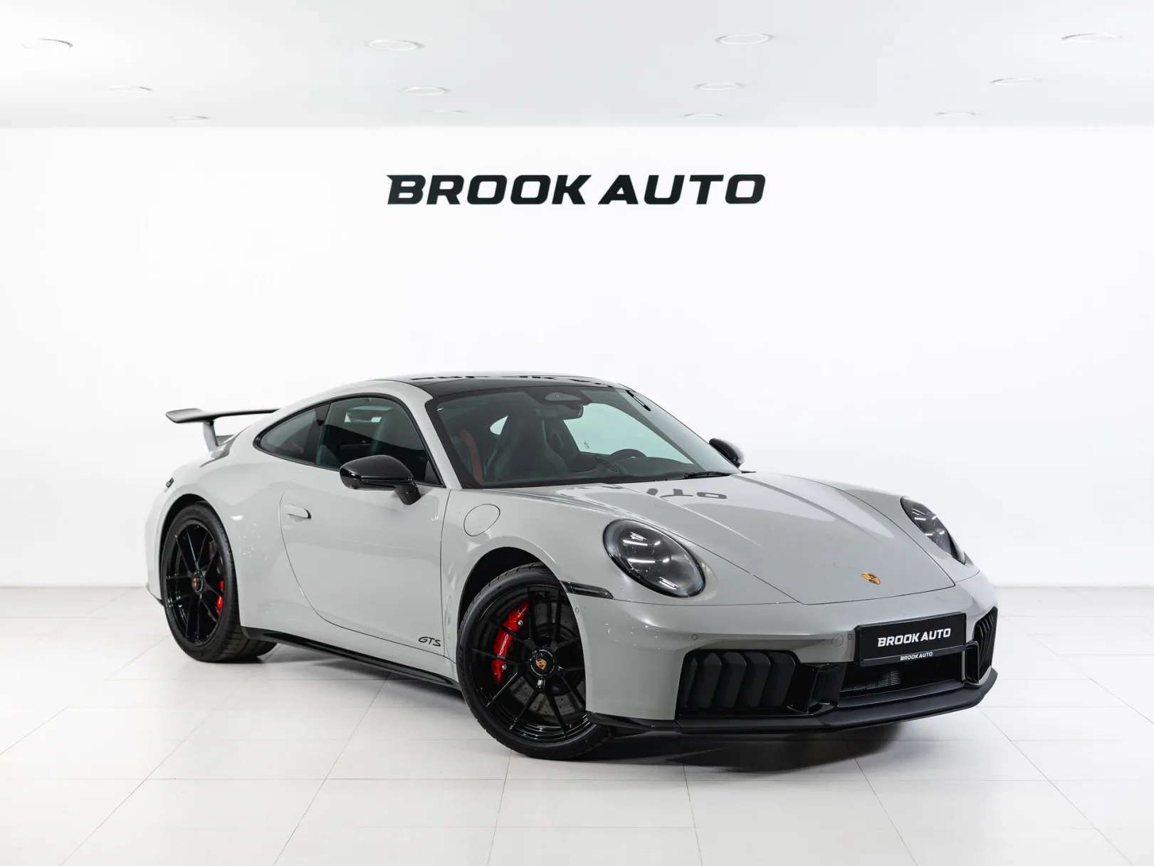 Porsche 911 Carrera 4 GTS VIII (992) Рестайлинг, 2026 — экстерьер, фото 3