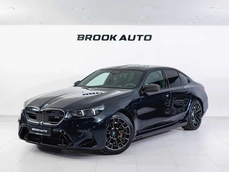 BMW M5 VII (G90) 2025