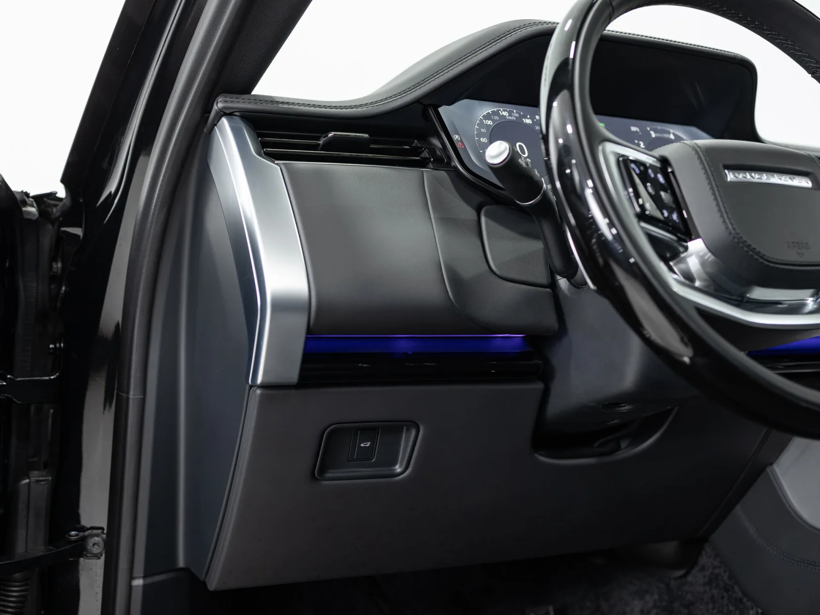 Land Rover Range Rover SE (USA) V, 2025 — экстерьер, фото 13