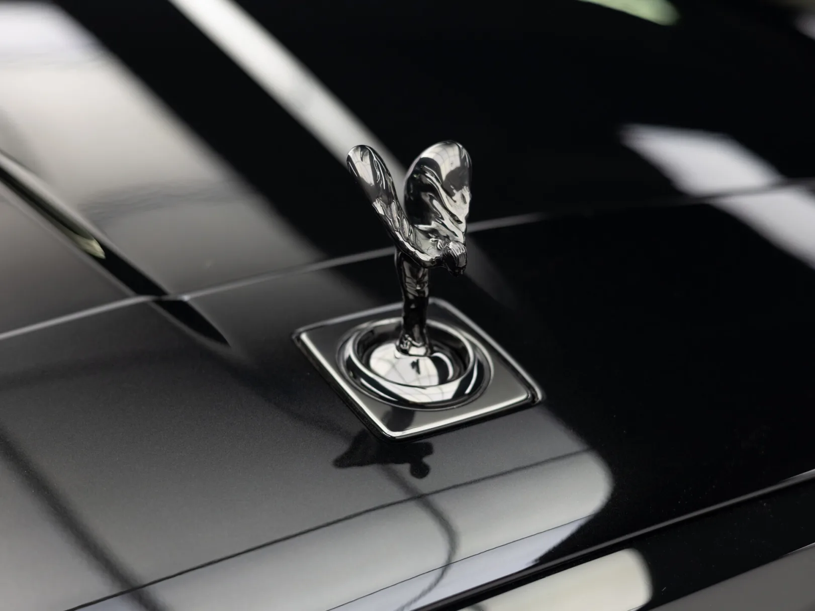 Rolls-Royce Cullinan Individual I (Series I), 2022 — экстерьер, фото 34