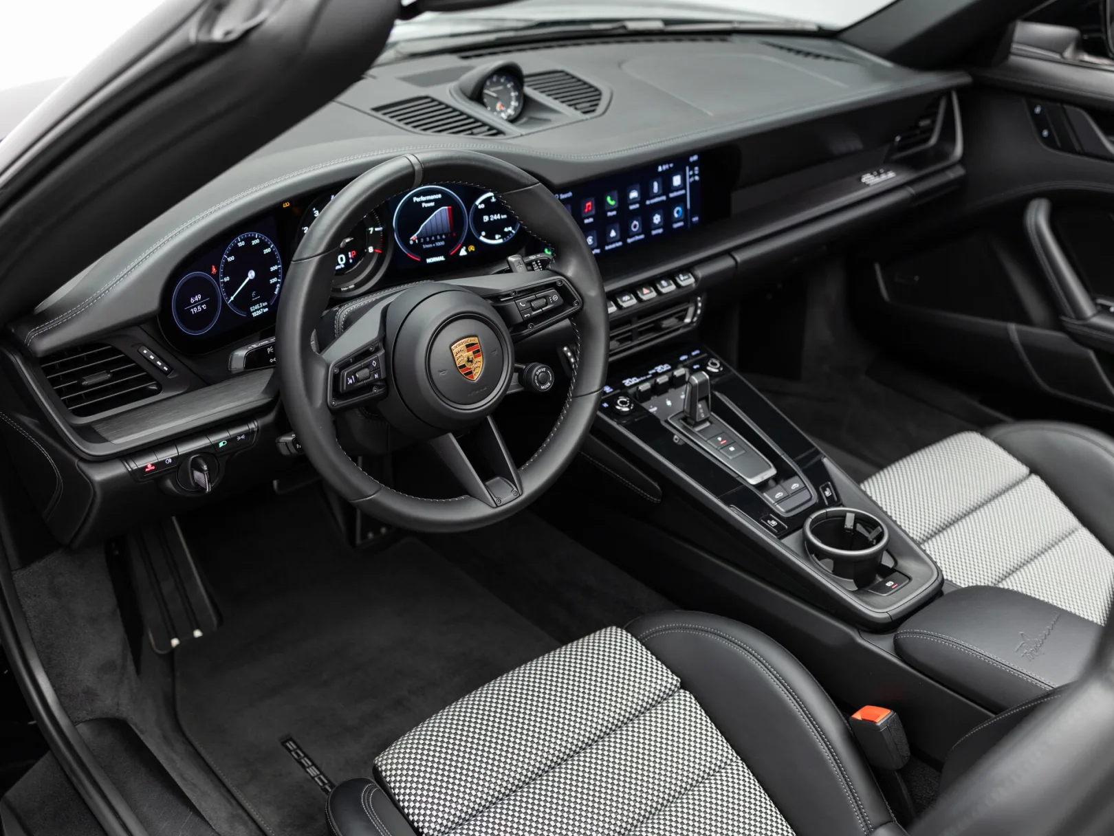 Porsche 911 Edition 50 Years Porsche Design VIII (992), 2022 — экстерьер, фото 14