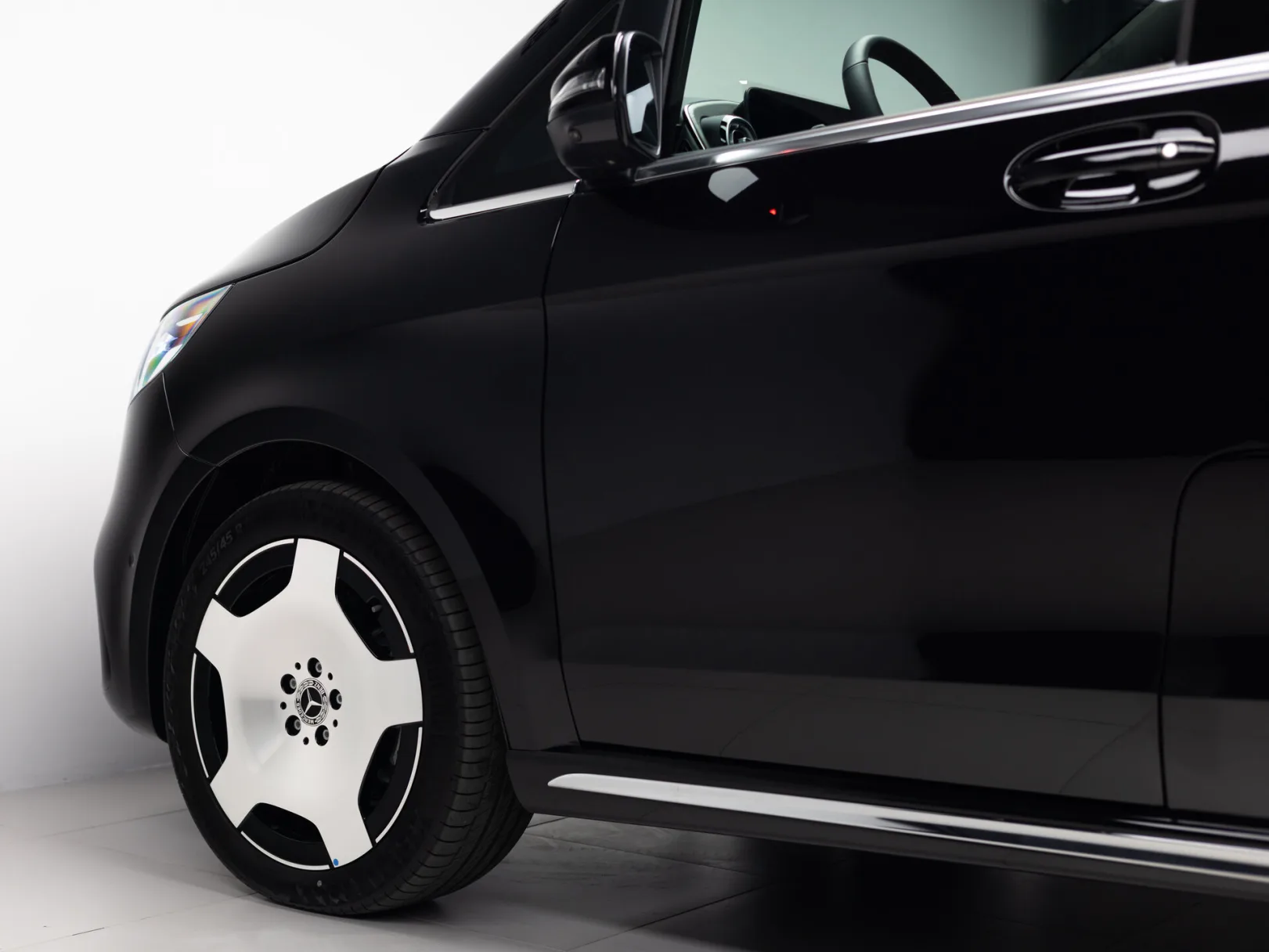 Mercedes-Benz V-Класс Exclusive III (W447) Рестайлинг 2, 2026 — экстерьер, фото 38