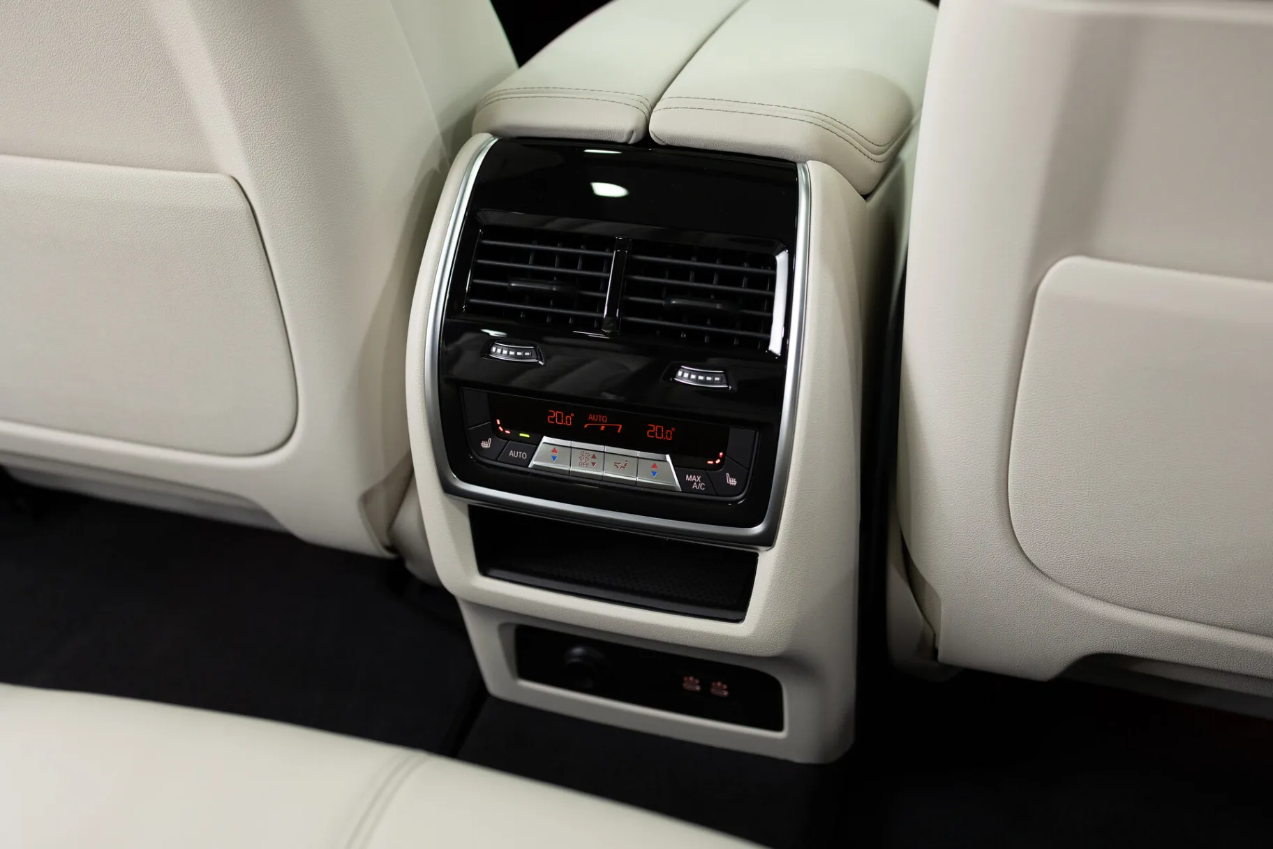 BMW X5 xDrive40d M Sport Pro IV (G05/G18) Рестайлинг, 2025 — экстерьер, фото 30