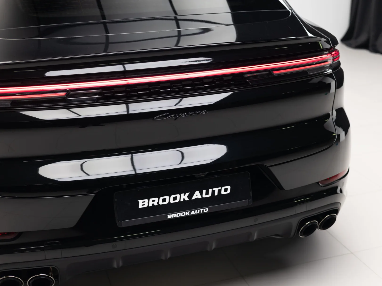 Porsche Cayenne E-Hybrid Coupé III Рестайлинг, 2026 — экстерьер, фото 36