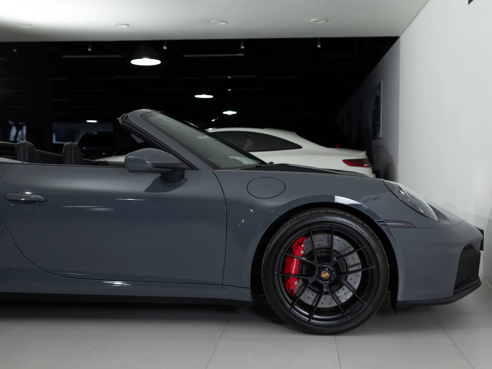 Porsche 911 Carrera 4 GTS VIII (992) Рестайлинг, 2025 — экстерьер, фото 38