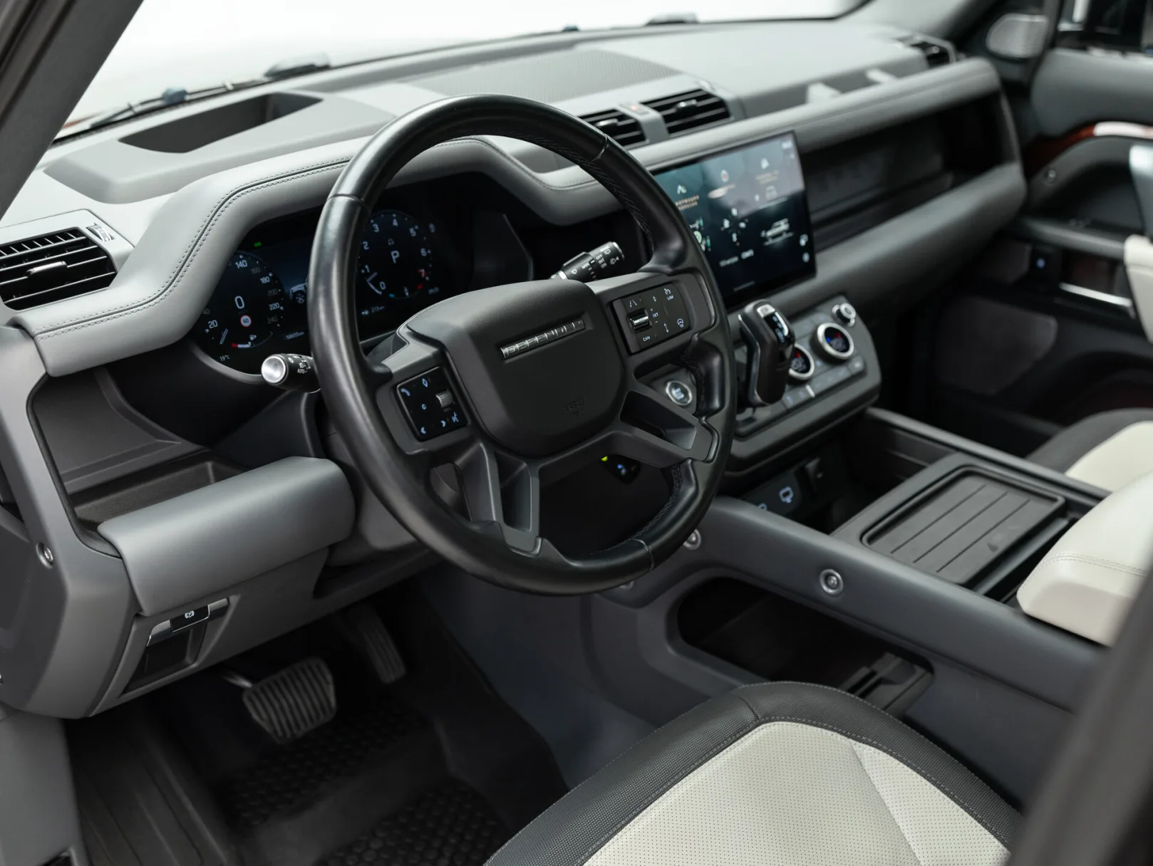 Land Rover Defender X II, 2022 — экстерьер, фото 10