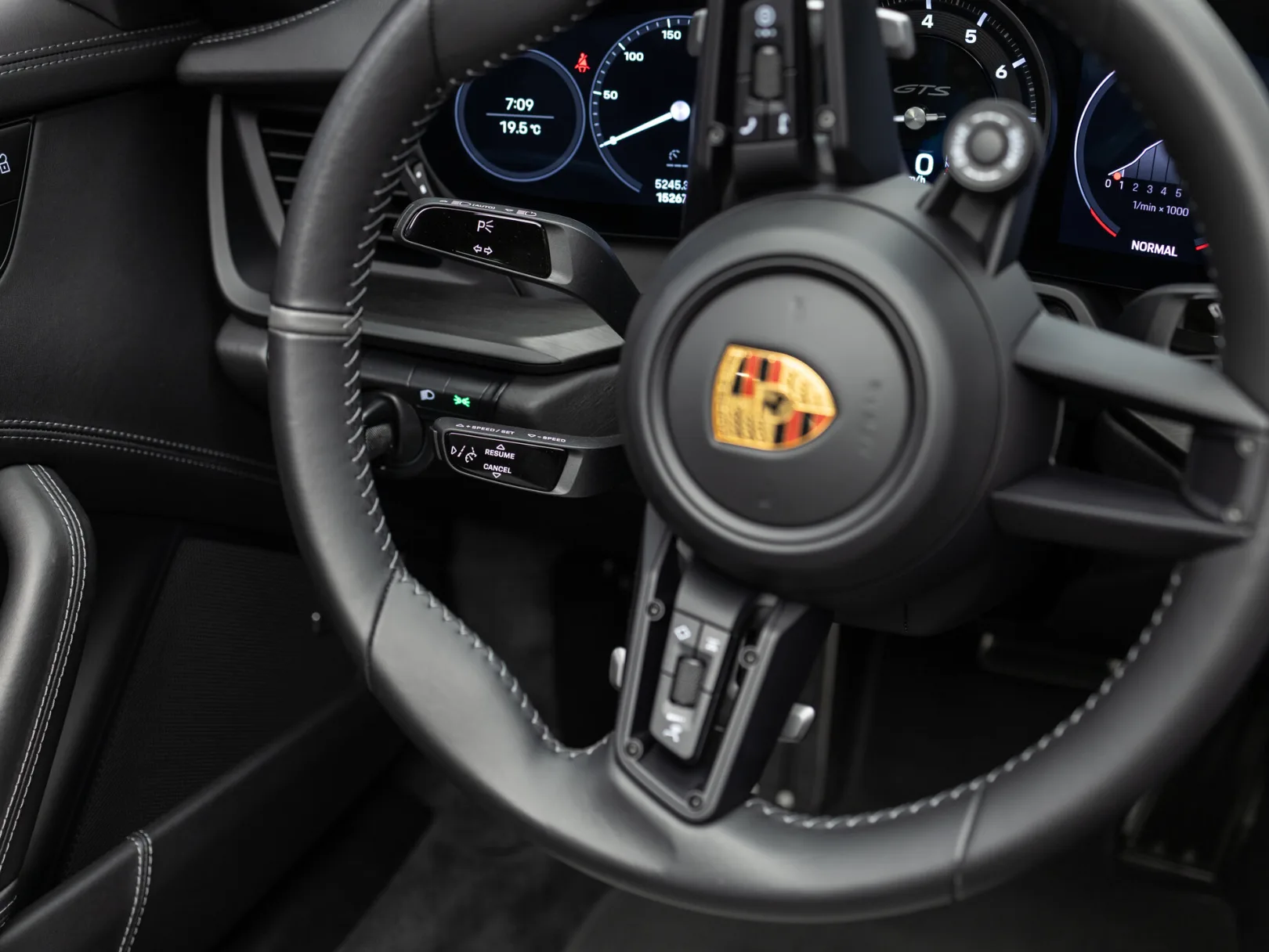 Porsche 911 Edition 50 Years Porsche Design VIII (992), 2022 — экстерьер, фото 22