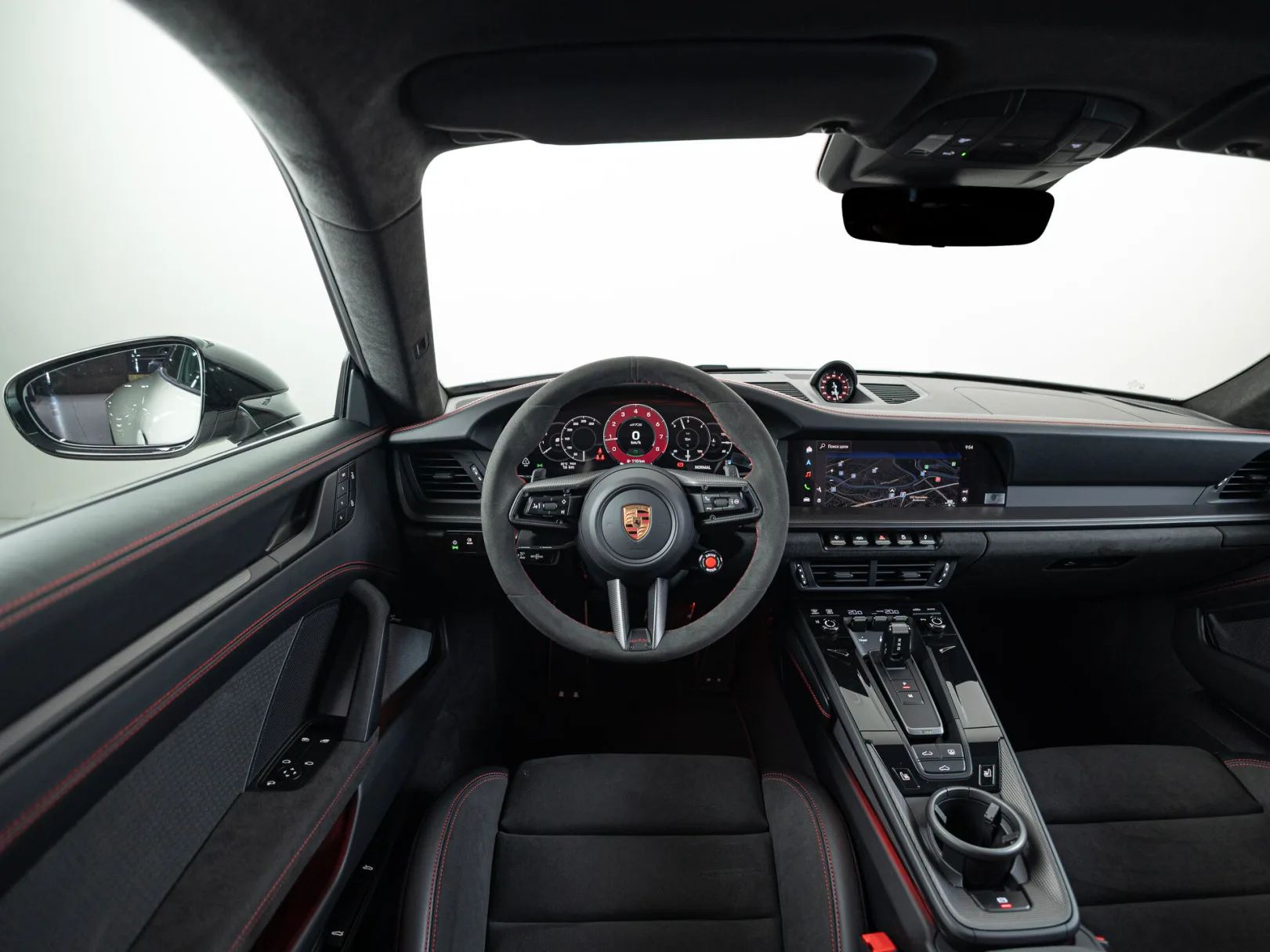Porsche 911 Carrera 4 GTS VIII (992) Рестайлинг, 2026 — экстерьер, фото 13