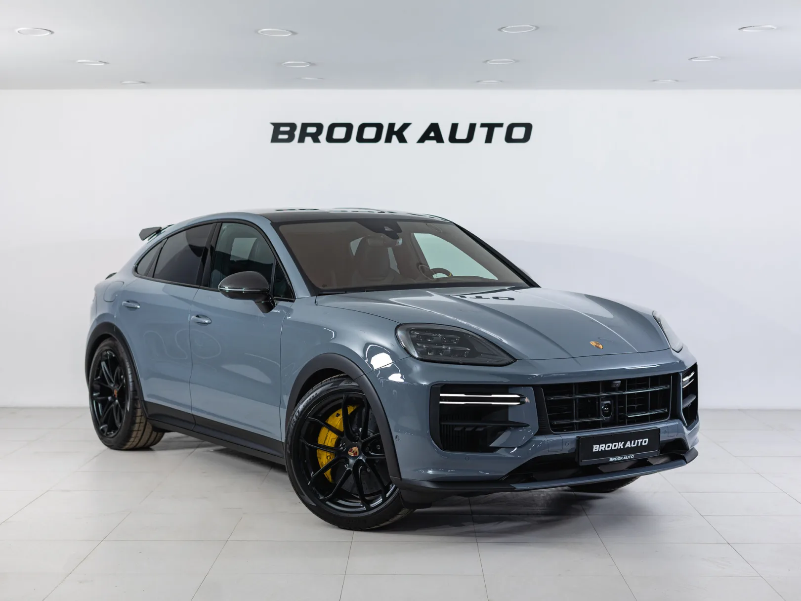 Porsche Cayenne Turbo GT III Рестайлинг, 2026 — экстерьер, фото 3