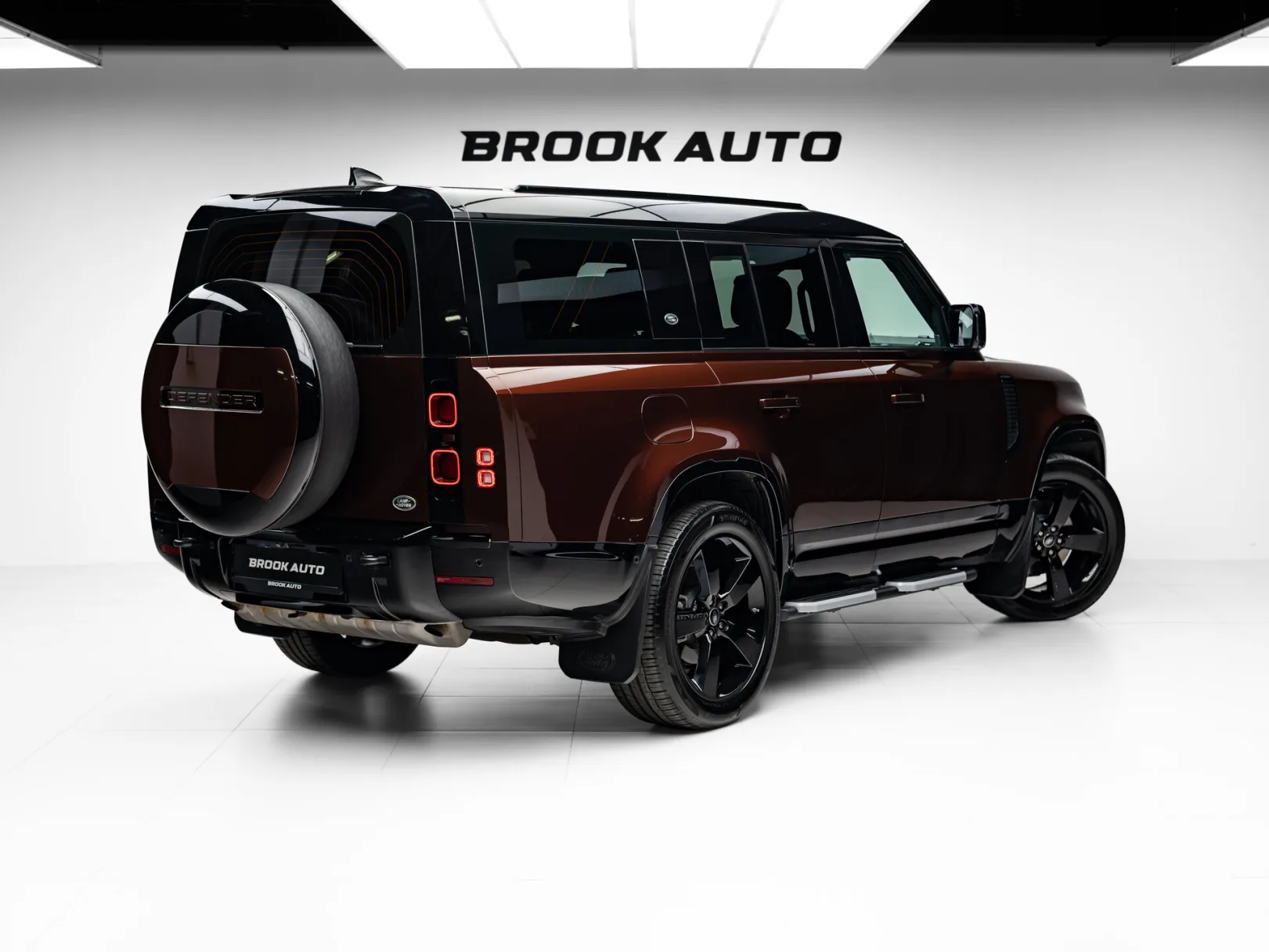 Land Rover Defender X II, 2022 — экстерьер, фото 4