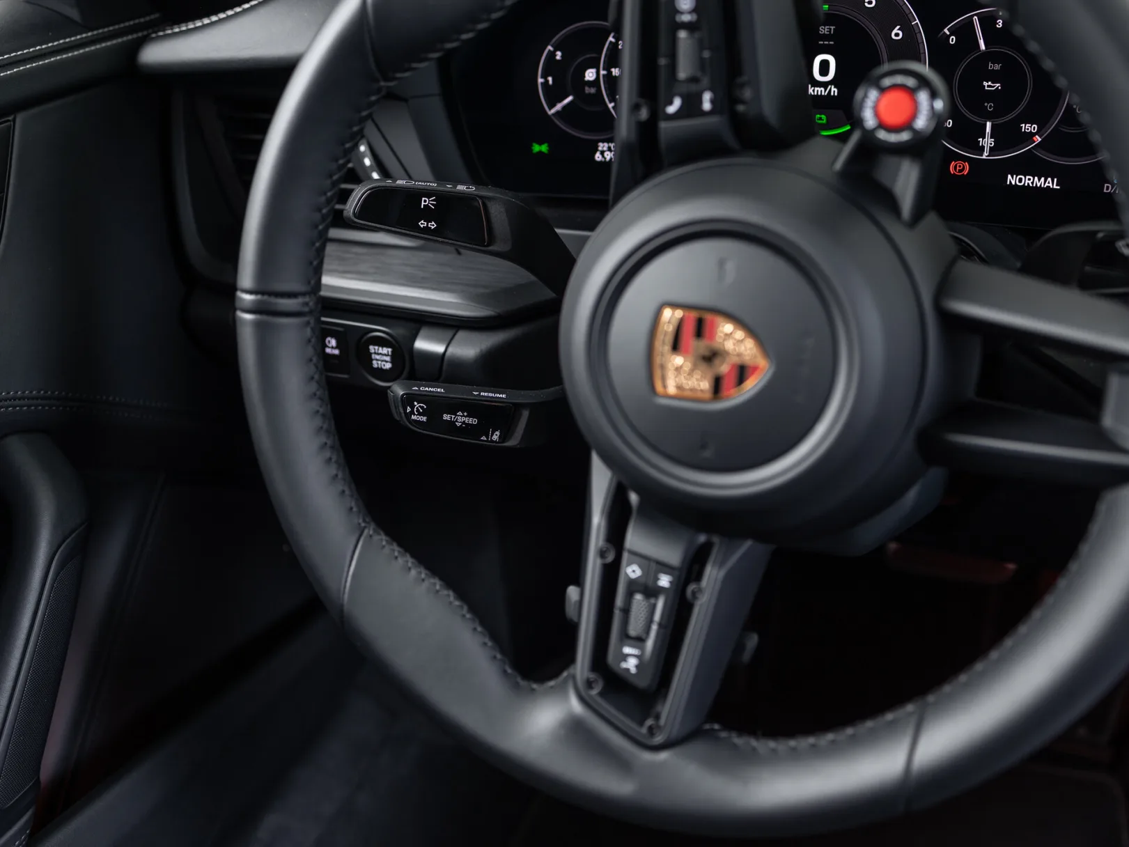 Porsche 911 Carrera 4 GTS VIII (992) Рестайлинг, 2025 — экстерьер, фото 21