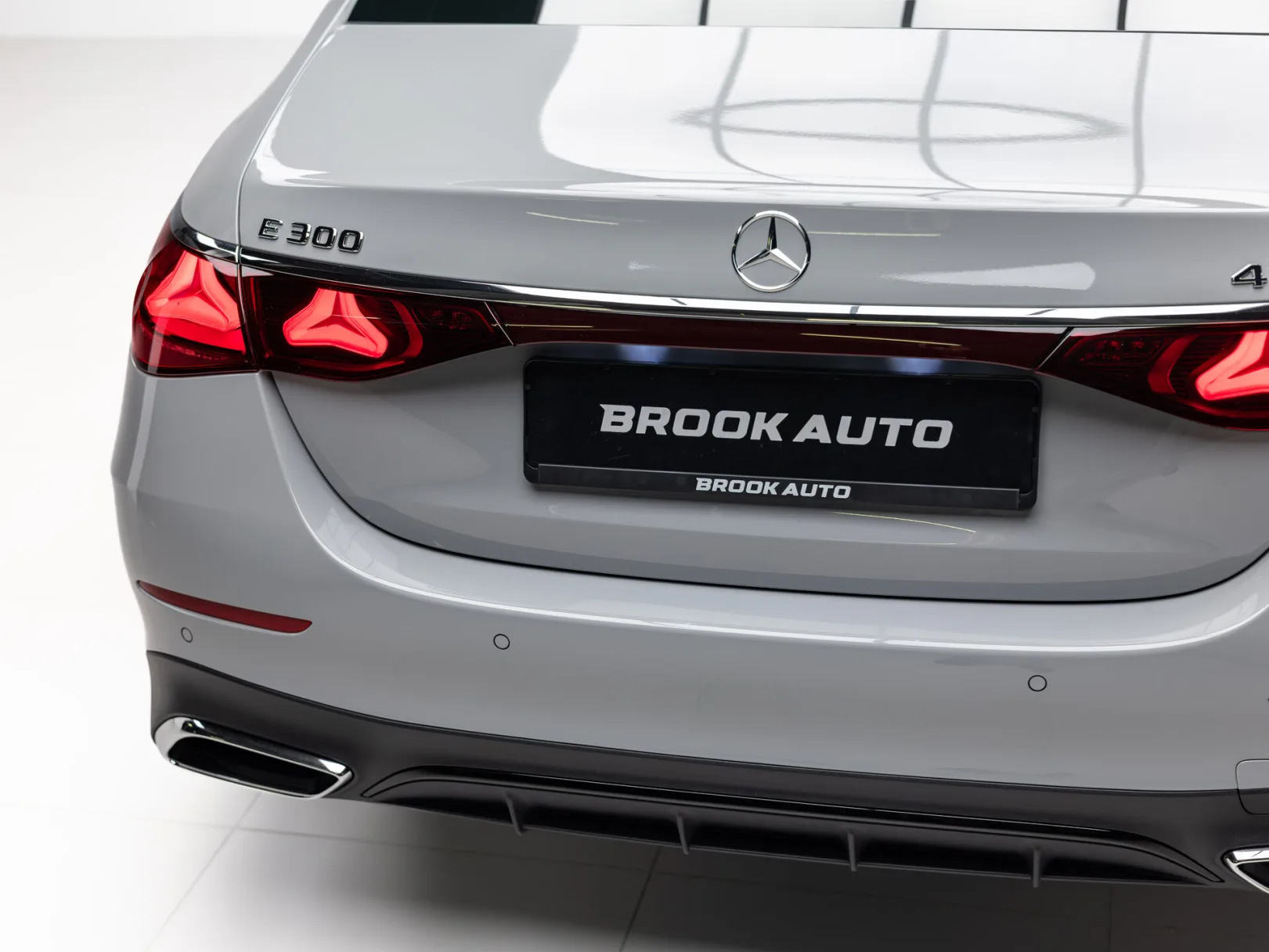 Mercedes-Benz E-Класс E 300 4MATIC AMG Line VI (W214, S214), 2026 — экстерьер, фото 33