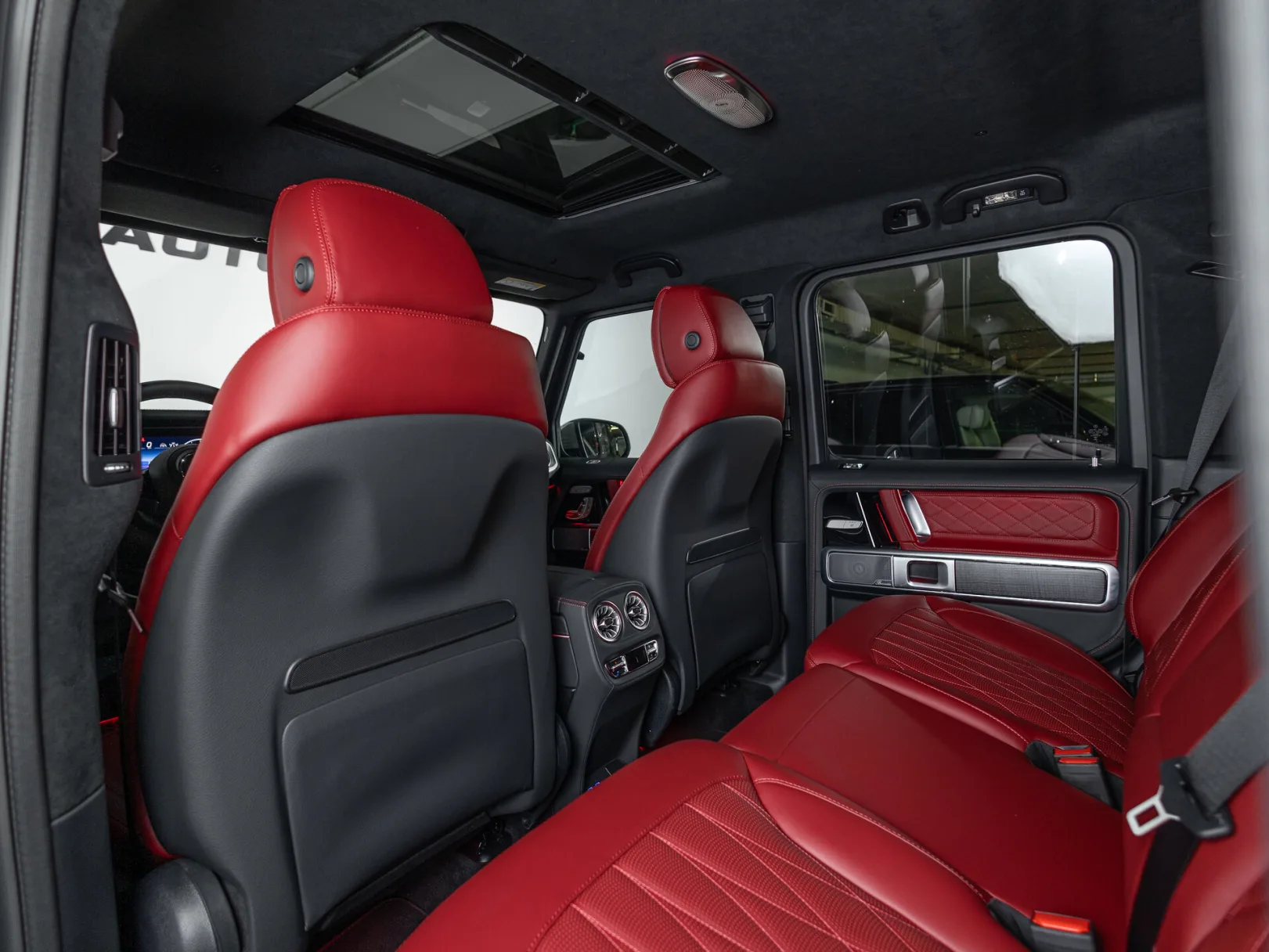 Mercedes-Benz G-Класс G 450 d AMG Line III (W465) Рестайлинг, 2026 — экстерьер, фото 29