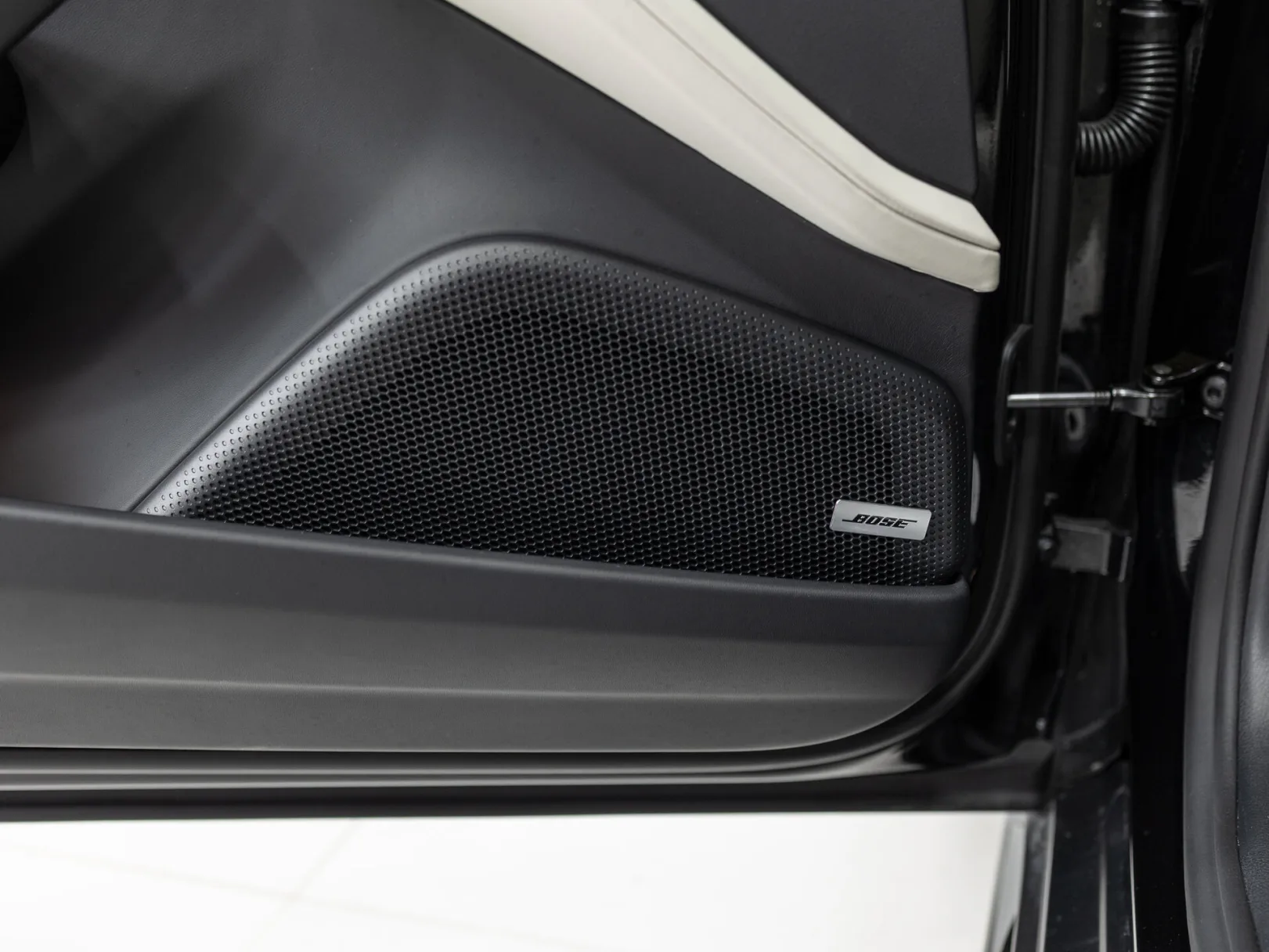 Porsche Panamera 4 III, 2026 — экстерьер, фото 9