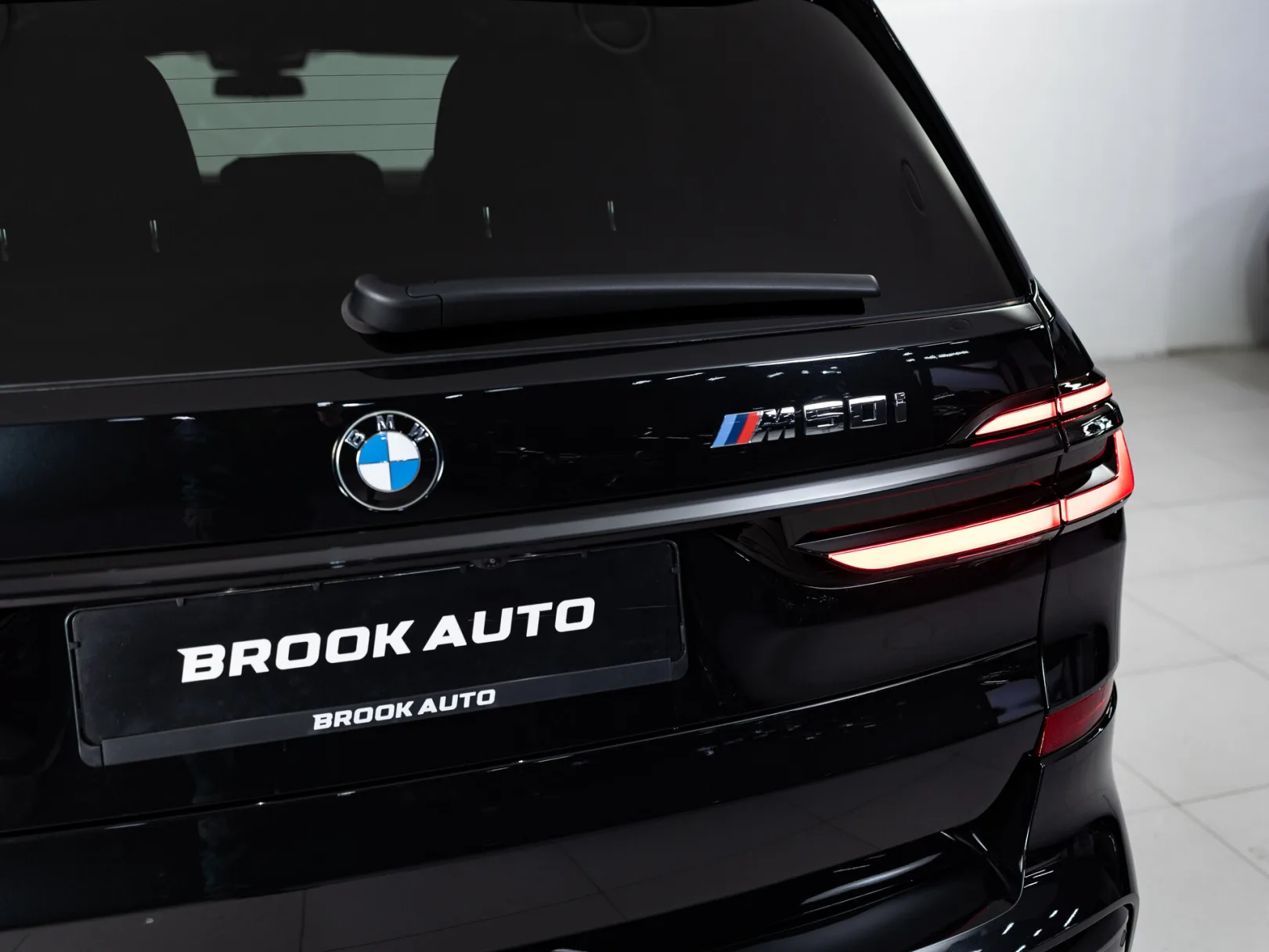 BMW X7 M60i xDrive Sport Pro I (G07) Рестайлинг, 2025 — экстерьер, фото 37