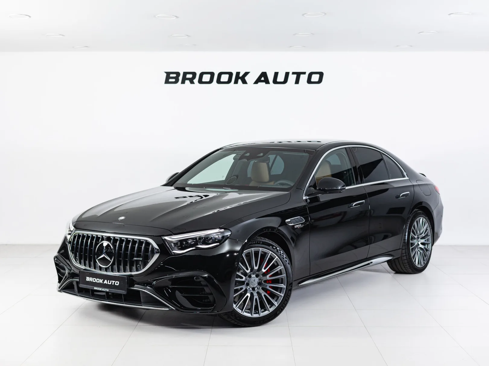 Mercedes-Benz E-Класс AMG E 53 4MATIC+ VI (W214), 2025 — экстерьер, фото 1