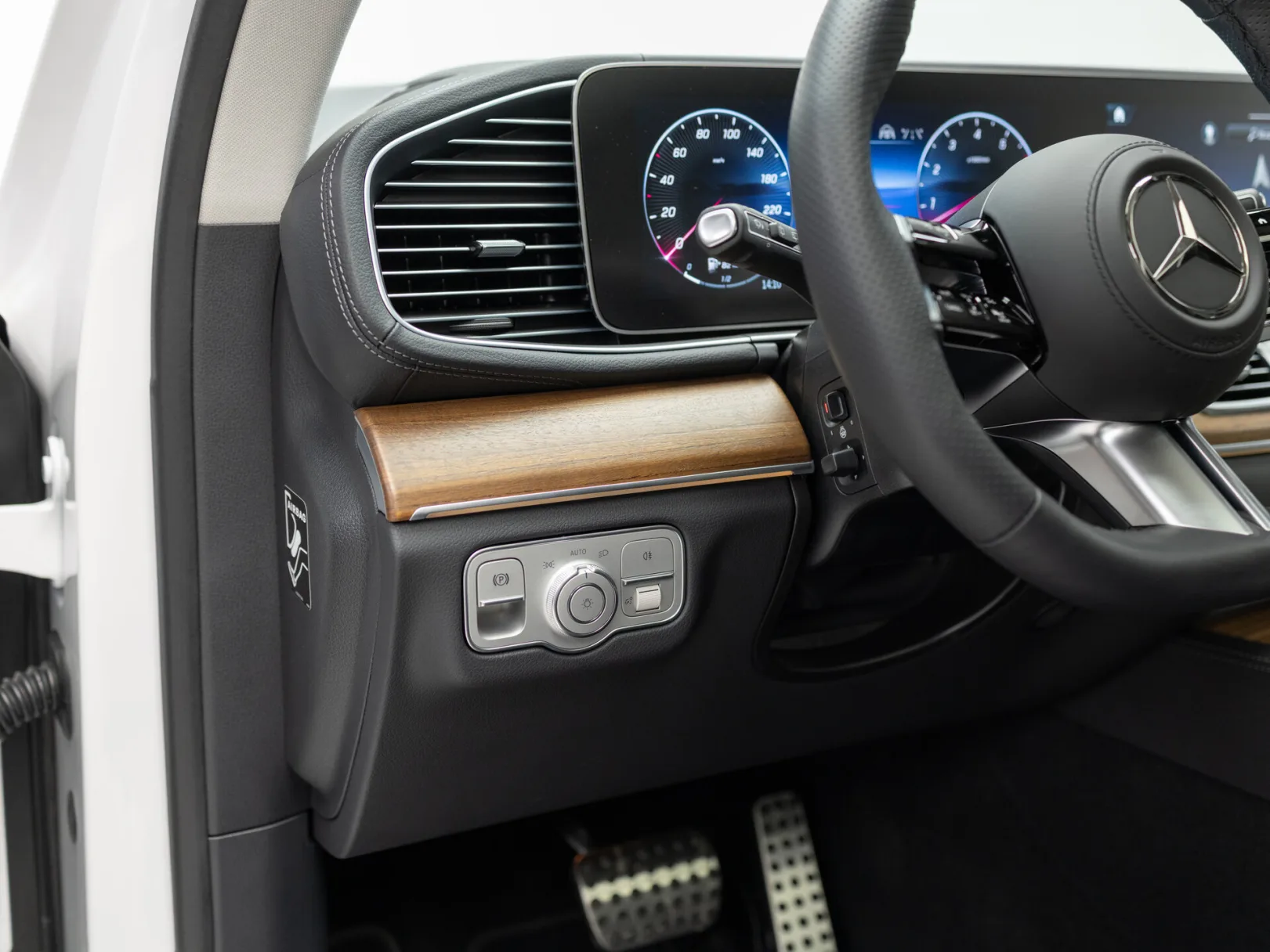 Mercedes-Benz GLS 450 4MATIC II (X167) Рестайлинг, 2025 — экстерьер, фото 12