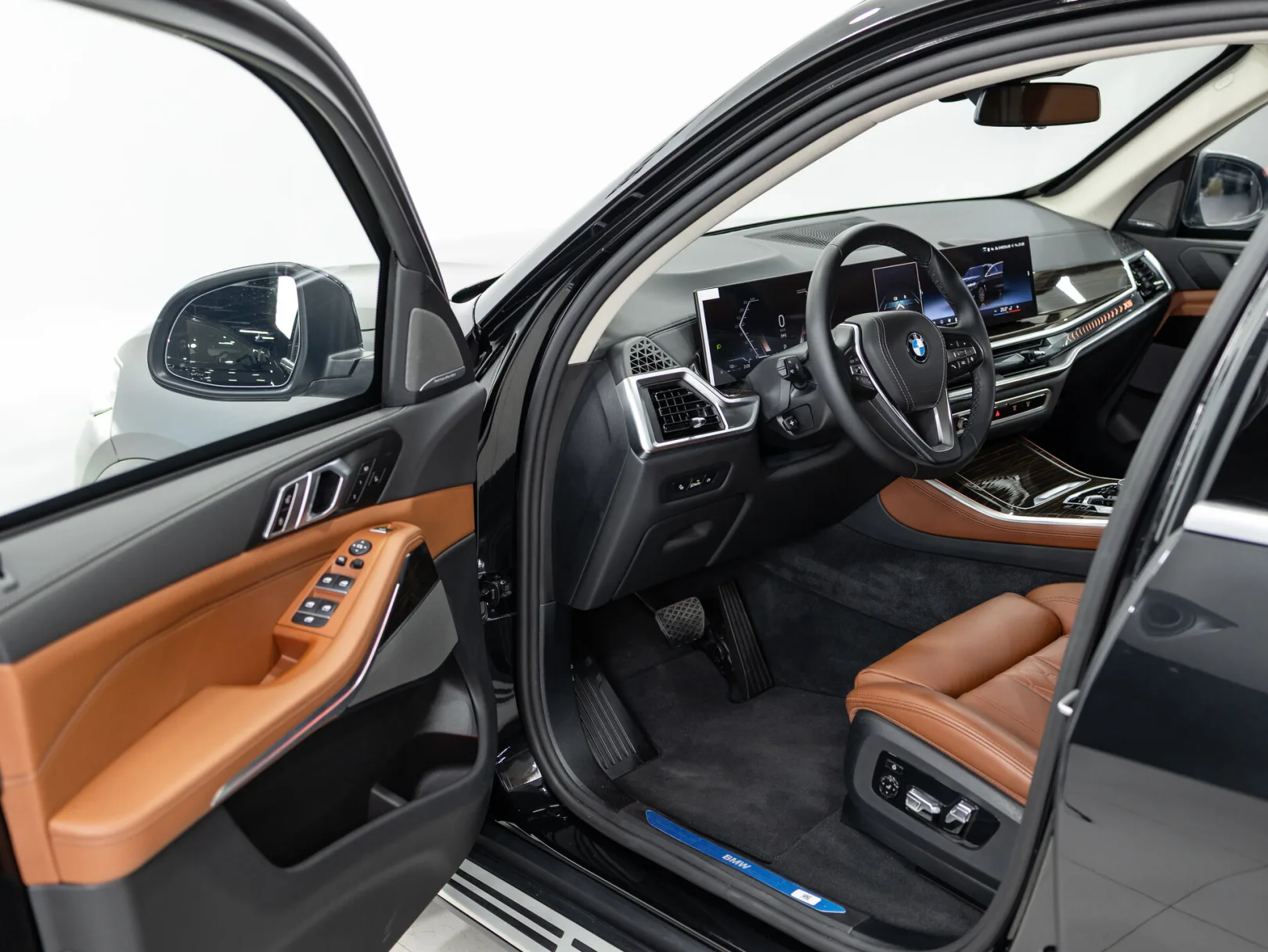 BMW X5 xDrive40i IV (G05/G18) Рестайлинг, 2026 — экстерьер, фото 7