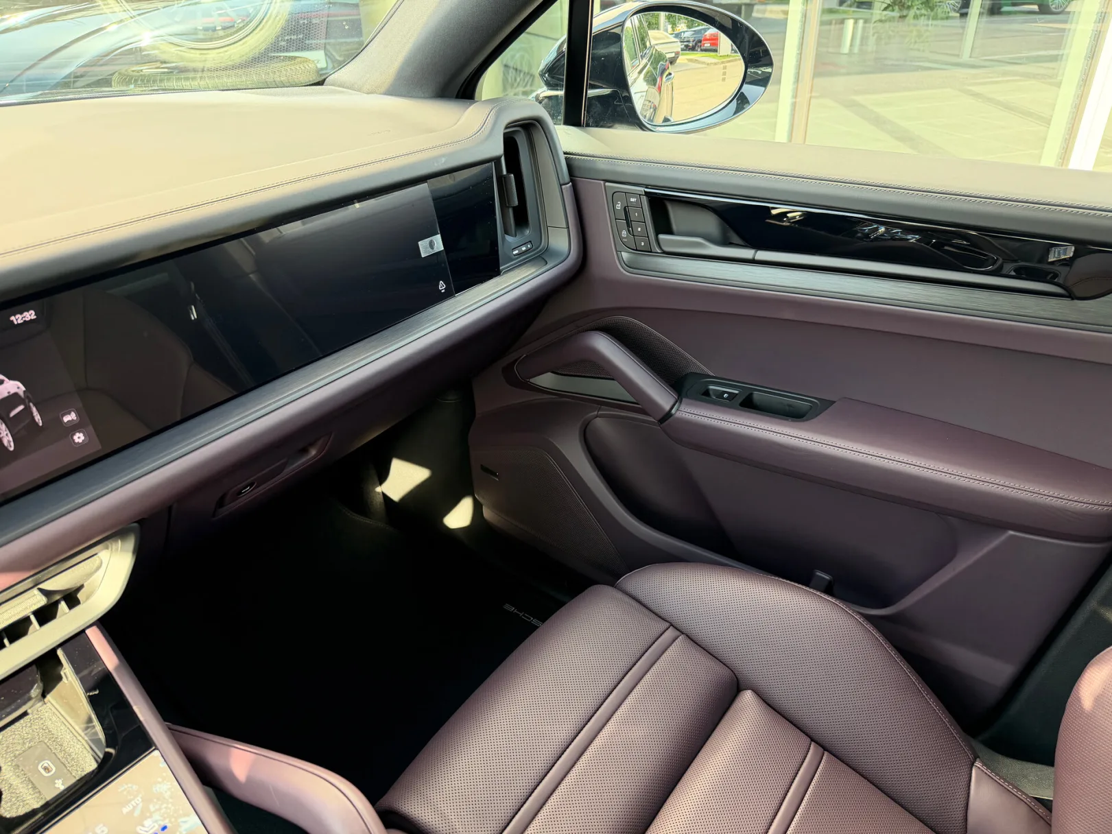 Porsche Cayenne Coupé III Рестайлинг, 2026 — экстерьер, фото 24