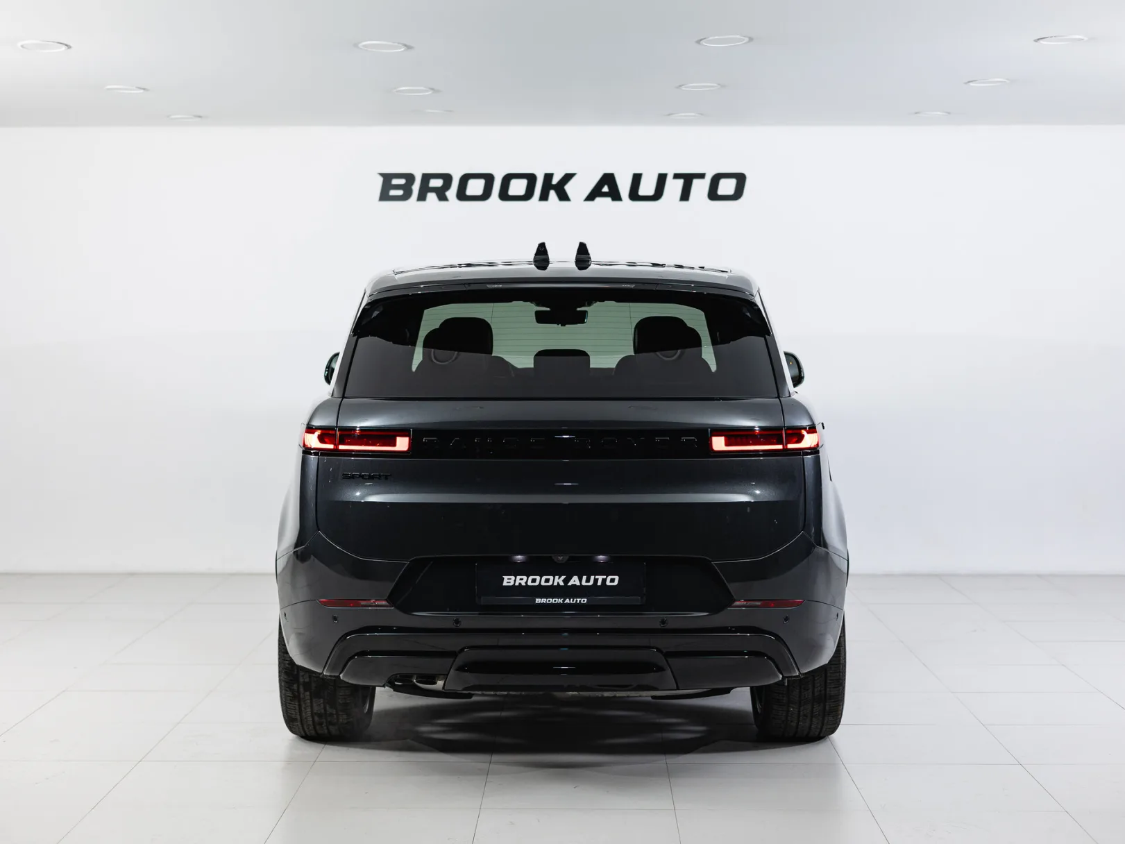 Land Rover Range Rover Sport Dynamic HSE III, 2026 — экстерьер, фото 5