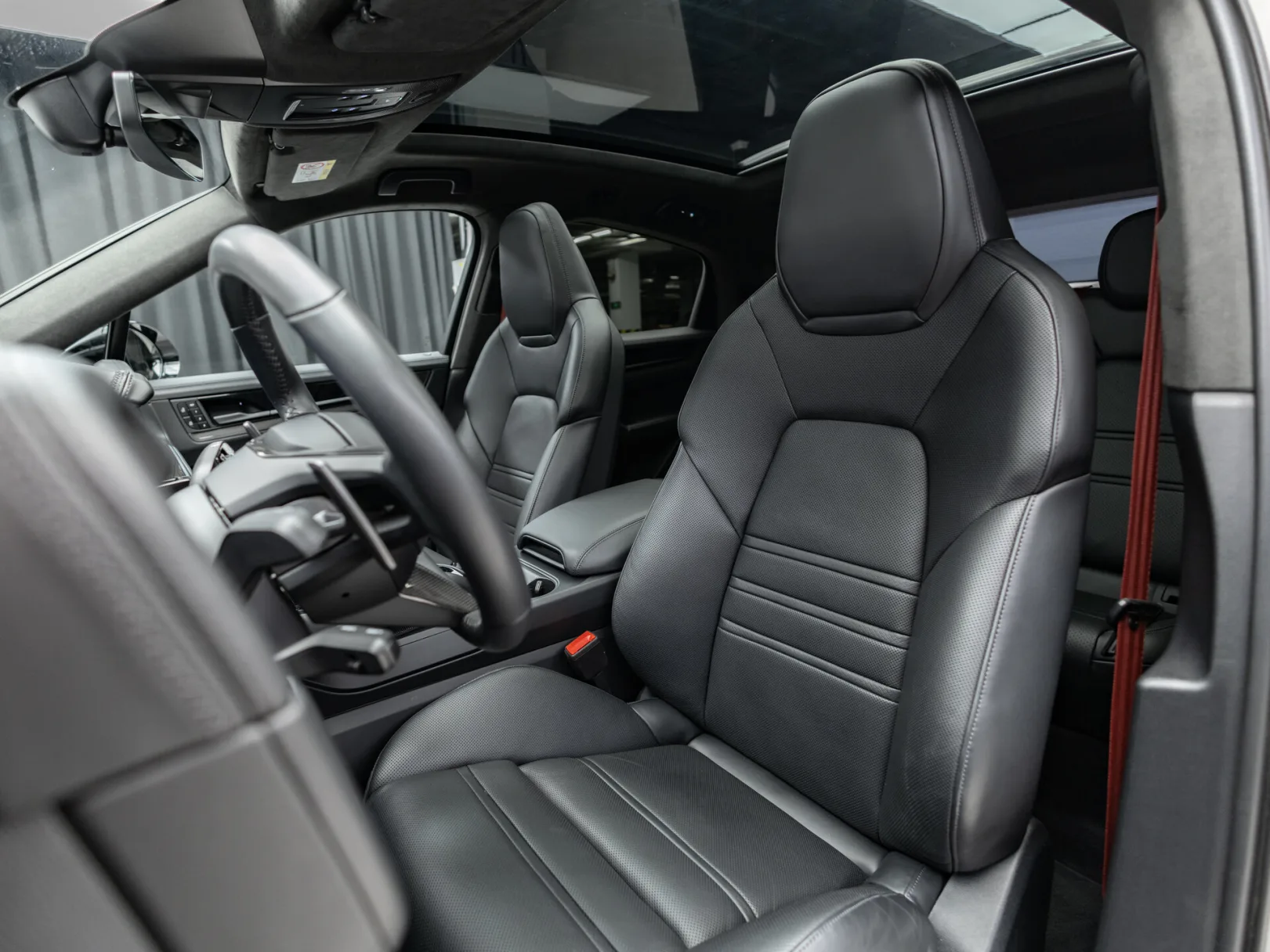 Porsche Cayenne GTS Coupé III Рестайлинг, 2025 — экстерьер, фото 10
