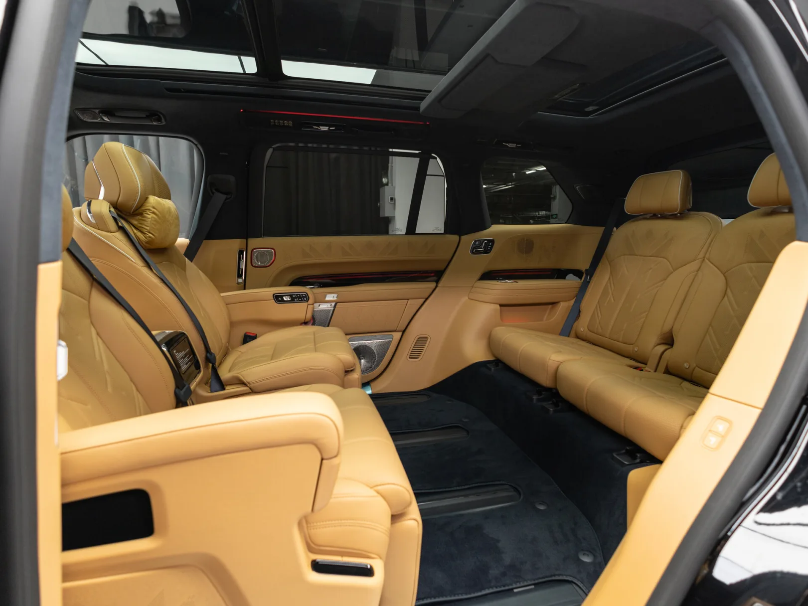 Zeekr 9X Max (6 seats) I, 2026 — экстерьер, фото 31