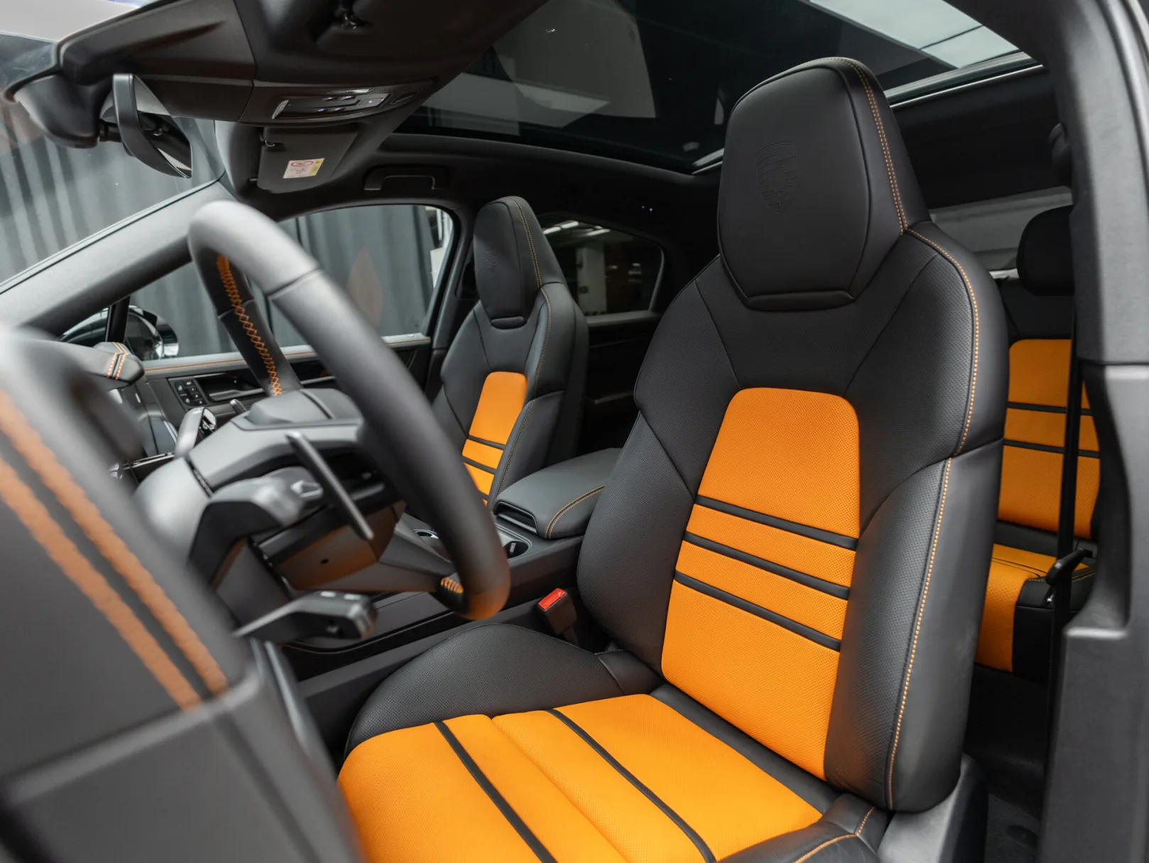 Porsche Cayenne E-Hybrid Coupé III Рестайлинг, 2026 — экстерьер, фото 12