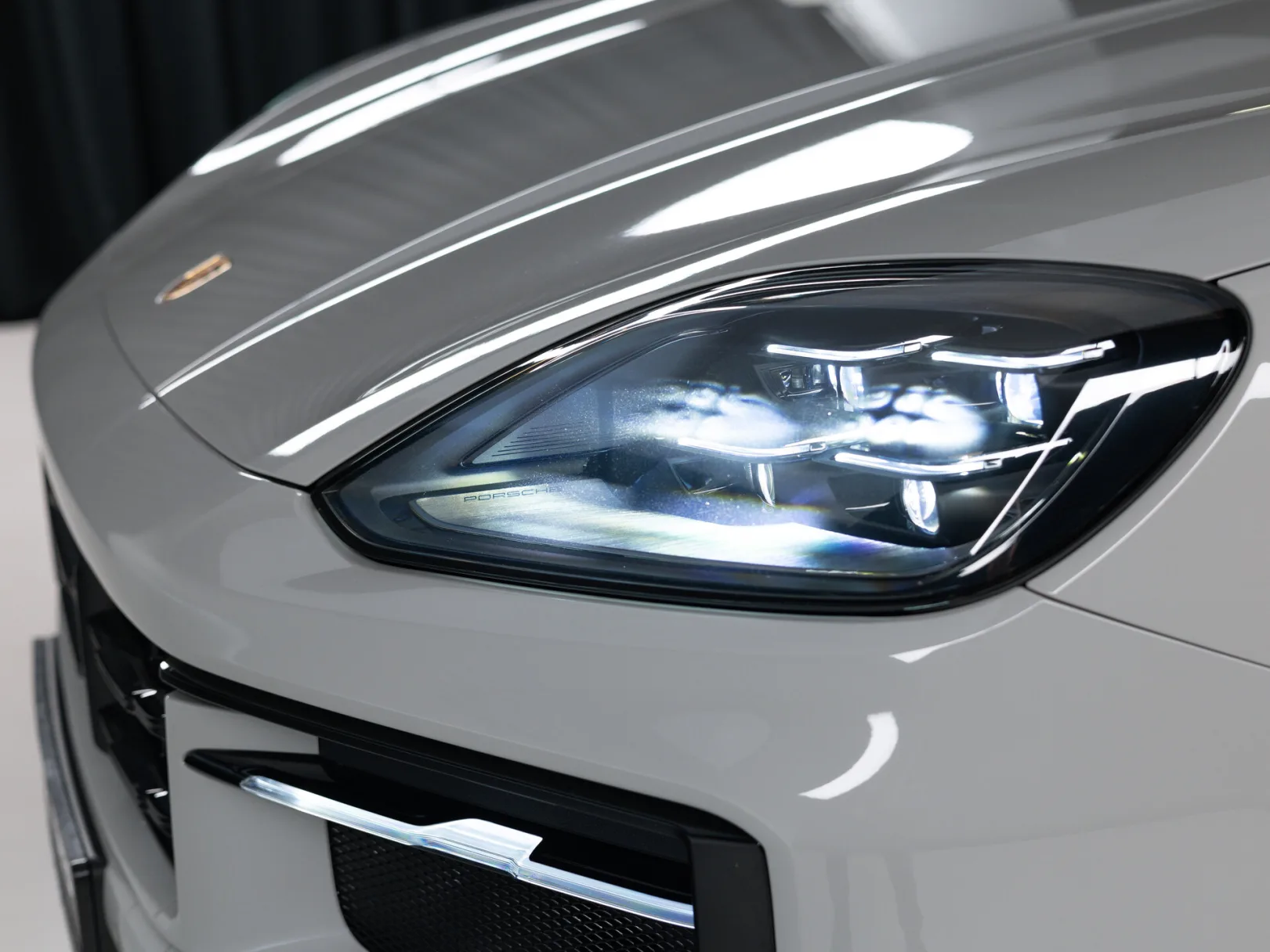 Porsche Cayenne Базовая III Рестайлинг, 2023 — экстерьер, фото 34