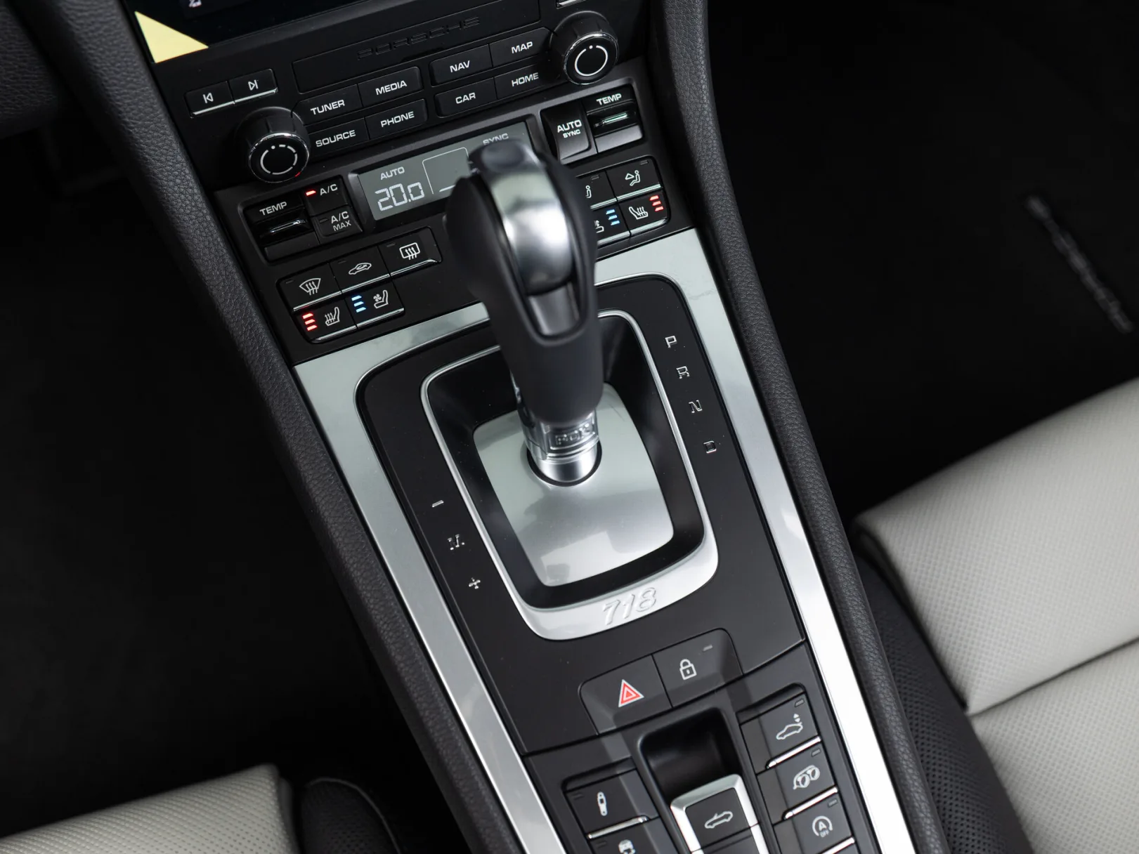 Porsche Boxster 718 Boxster IV 718 (982), 2025 — экстерьер, фото 23