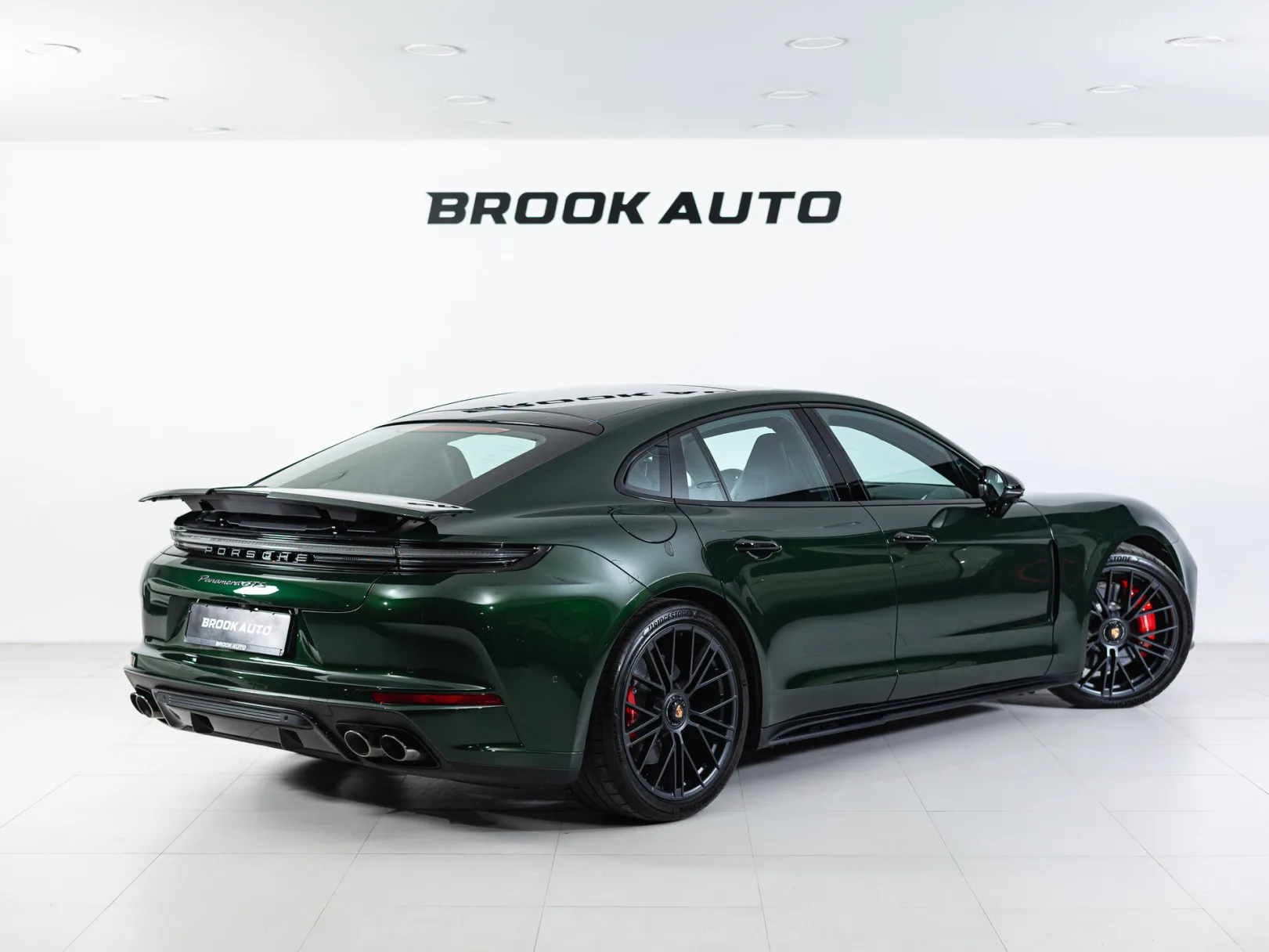 Porsche Panamera GTS III, 2025 — экстерьер, фото 6