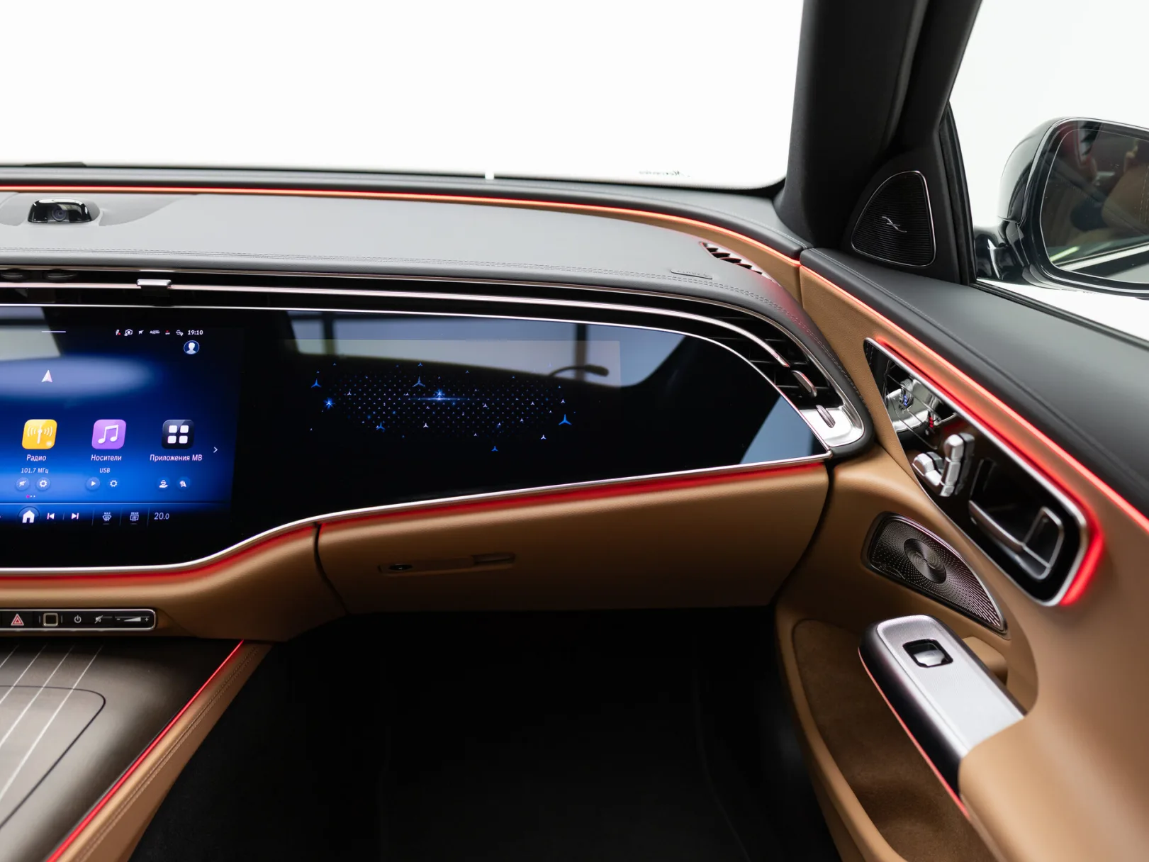 Mercedes-Benz E-Класс E 300 4MATIC AMG Line VI (W214, S214), 2026 — экстерьер, фото 22