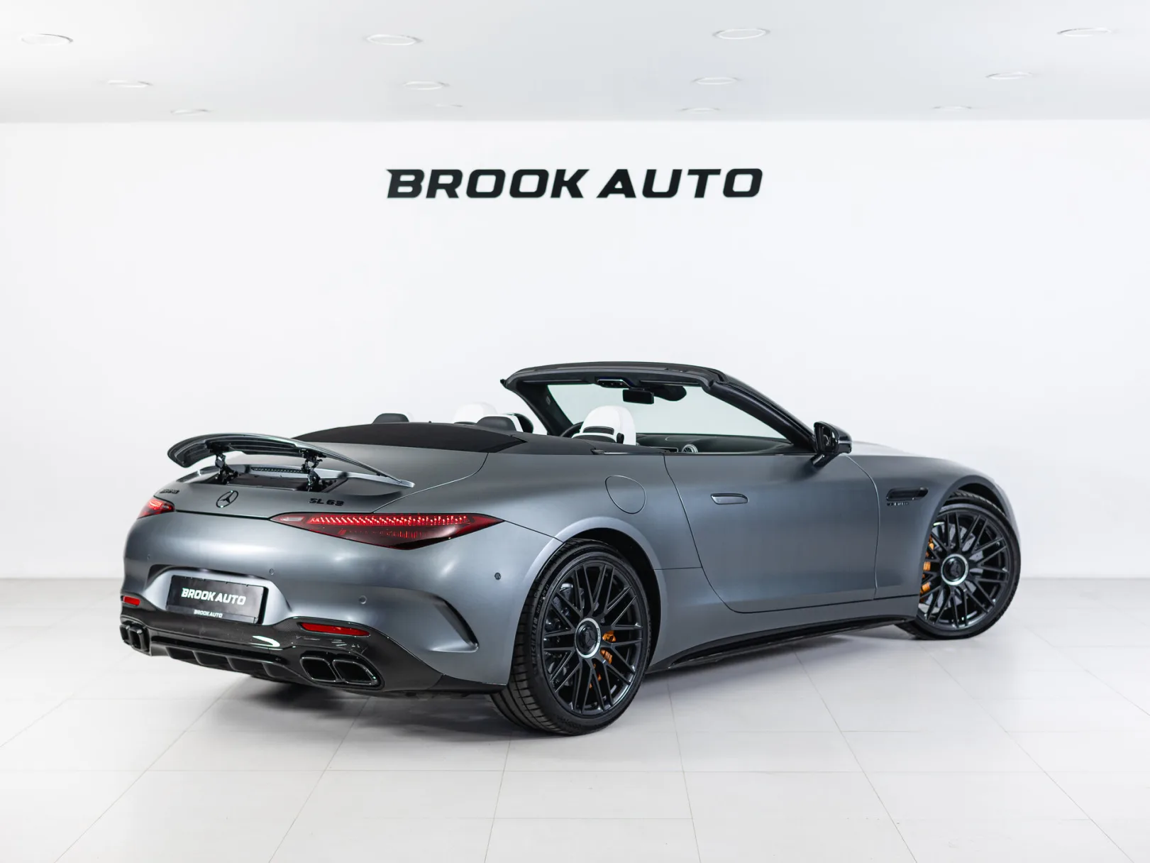 Mercedes-Benz SL-Класс AMG SL 63 4MATIC+ IV (R232), 2023 — экстерьер, фото 6