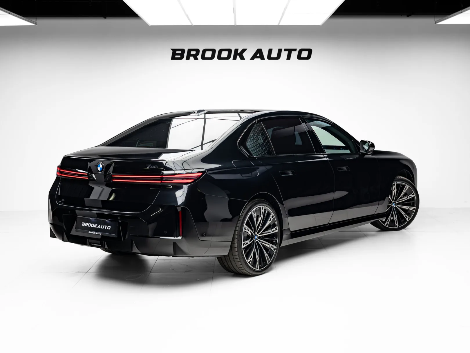 BMW 7 серии 740 xDrive VII (G70) Рестайлинг, 2026 — экстерьер, фото 4