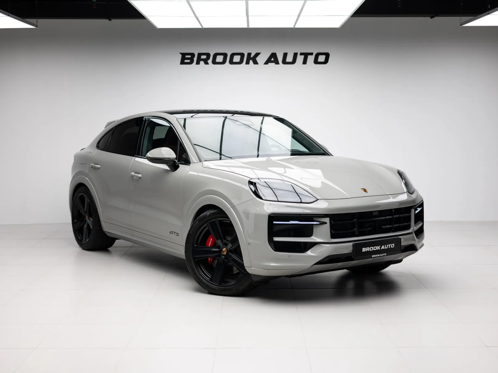 Porsche Cayenne GTS Coupé III Рестайлинг, 2026 — экстерьер, фото 3