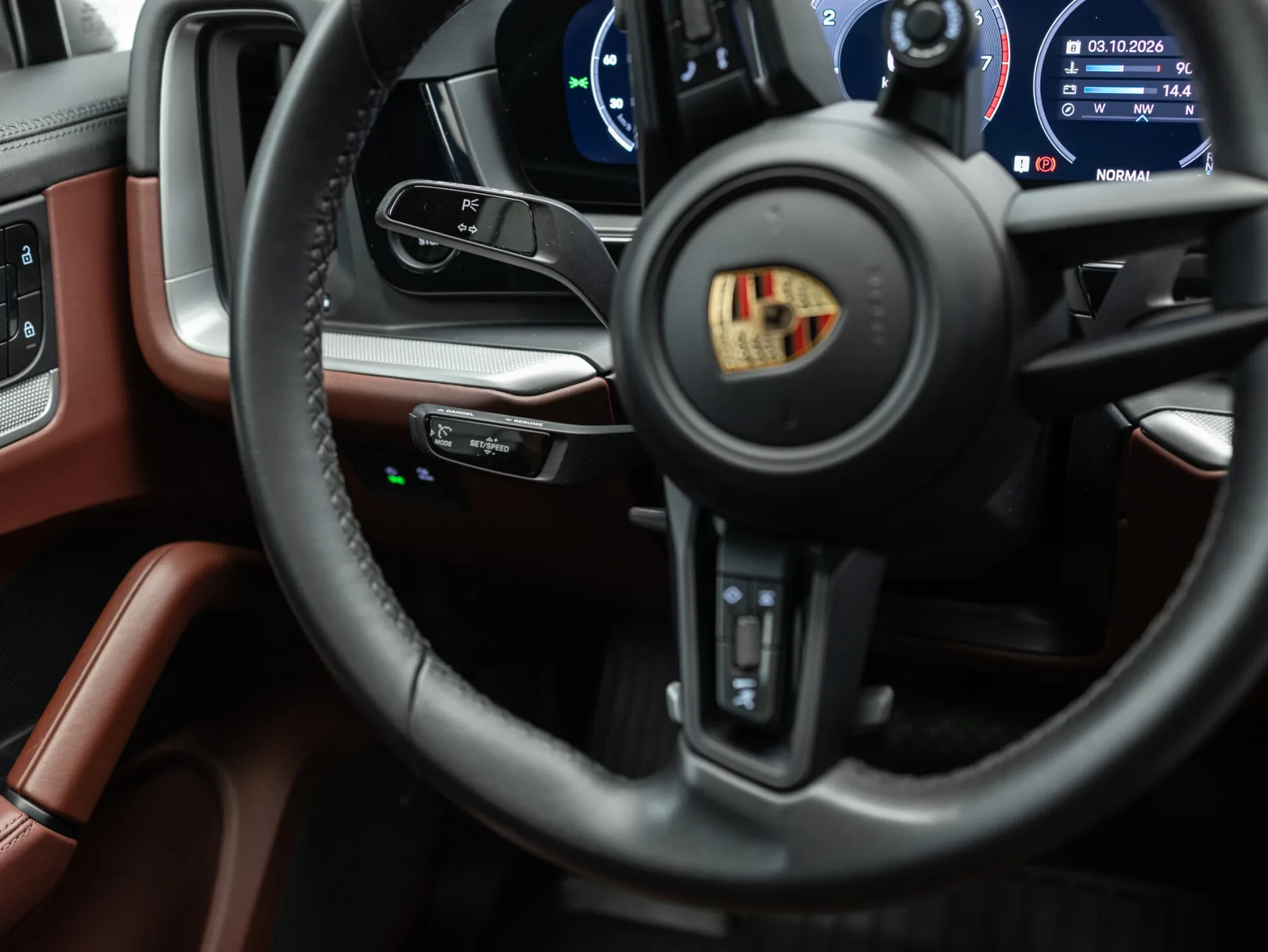 Porsche Cayenne Базовая III Рестайлинг, 2023 — экстерьер, фото 18