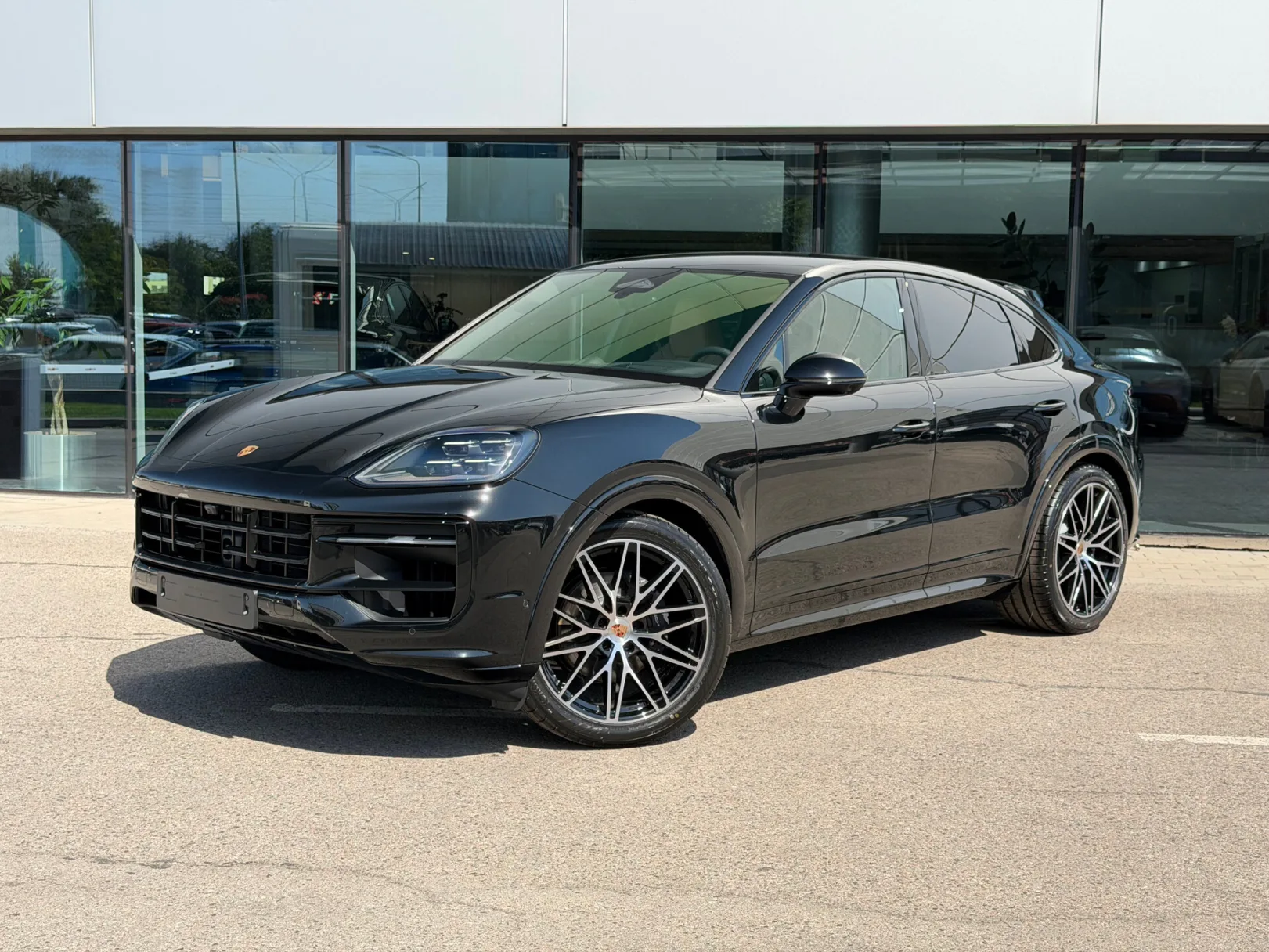 Porsche Cayenne Coupé III Рестайлинг, 2026 — экстерьер, фото 1