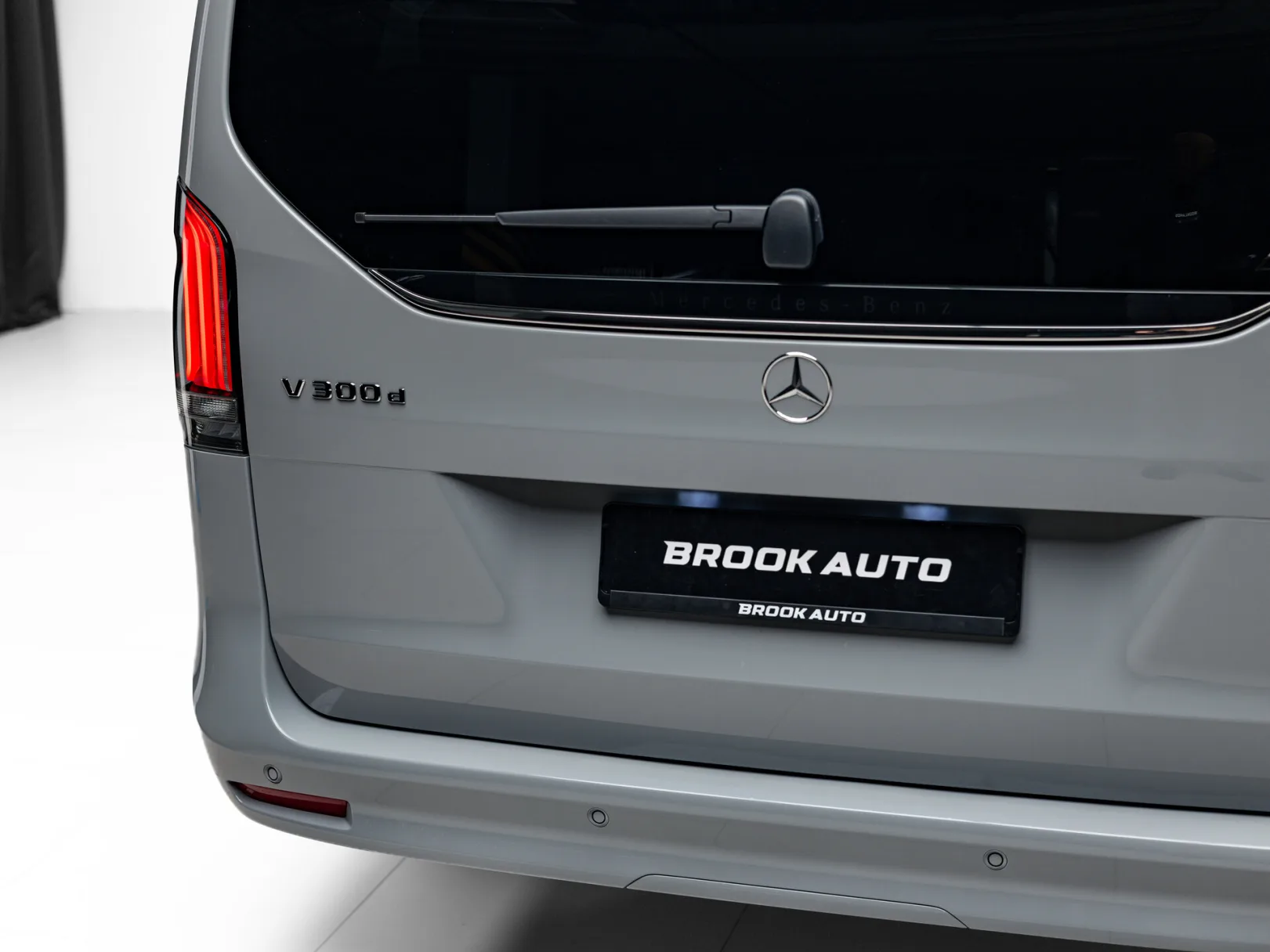 Mercedes-Benz V-Класс Exclusive III (W447) Рестайлинг 2, 2026 — экстерьер, фото 38