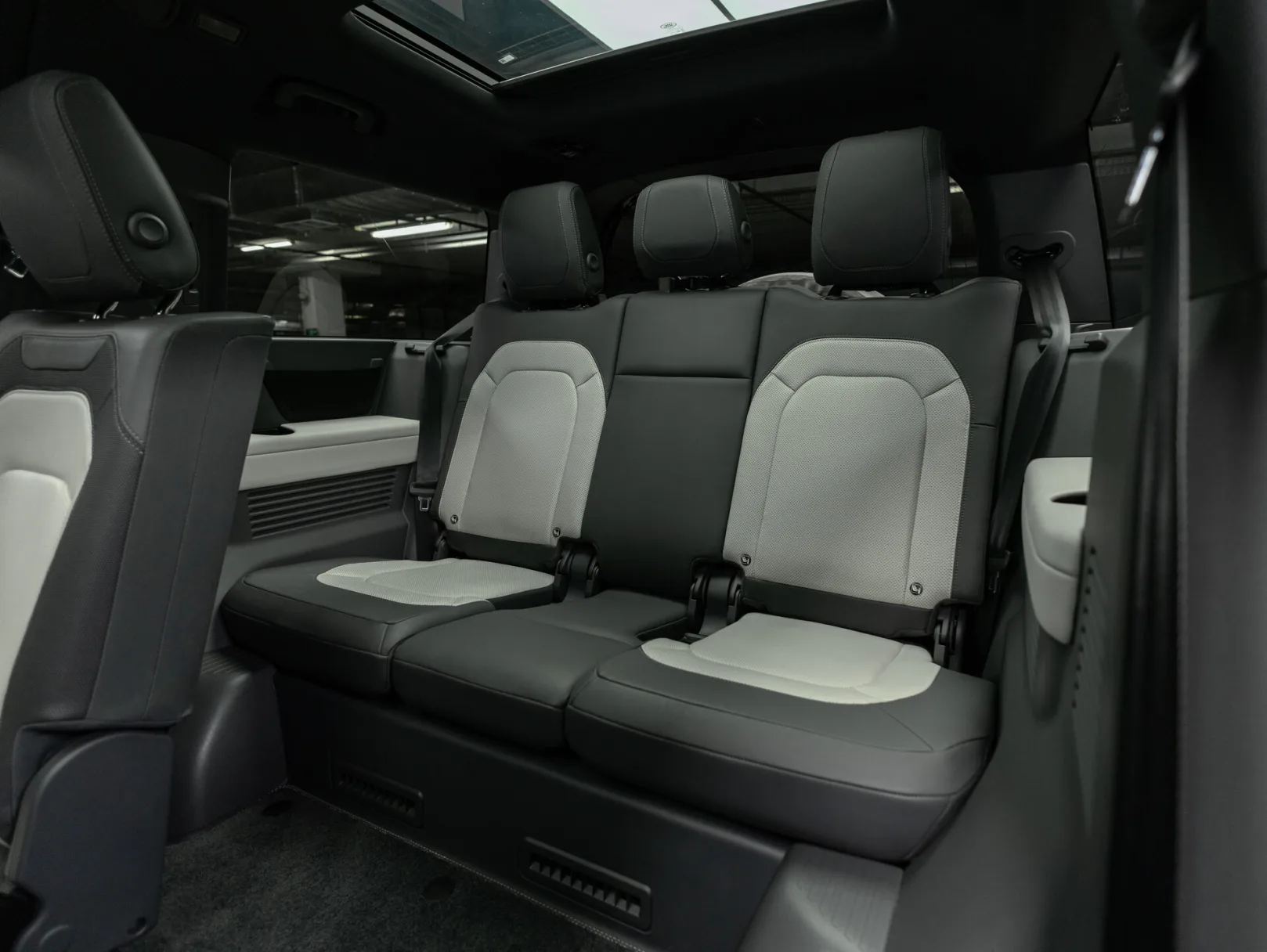 Land Rover Defender X II, 2022 — экстерьер, фото 31