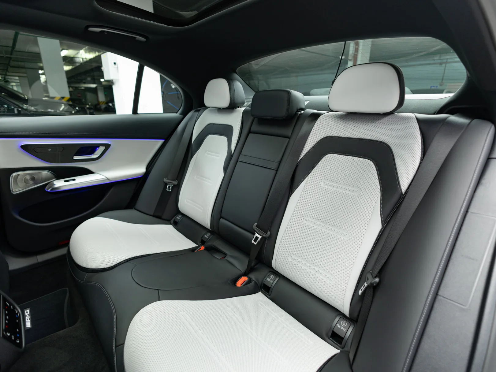 Mercedes-Benz E-Класс AMG E 53 4MATIC+ VI (W214), 2026 — экстерьер, фото 31